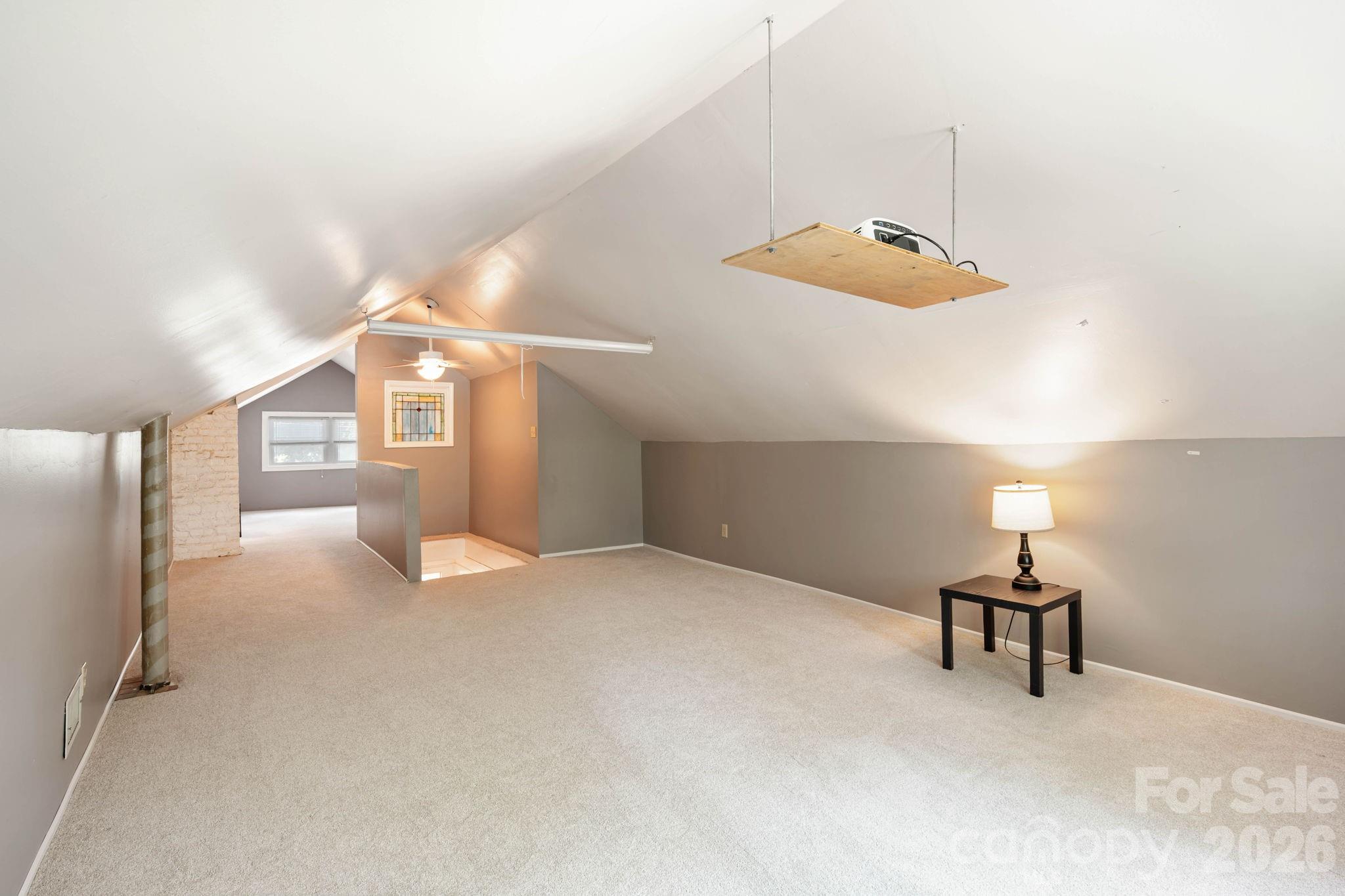 441 8th Avenue Drive NW — Hickory
