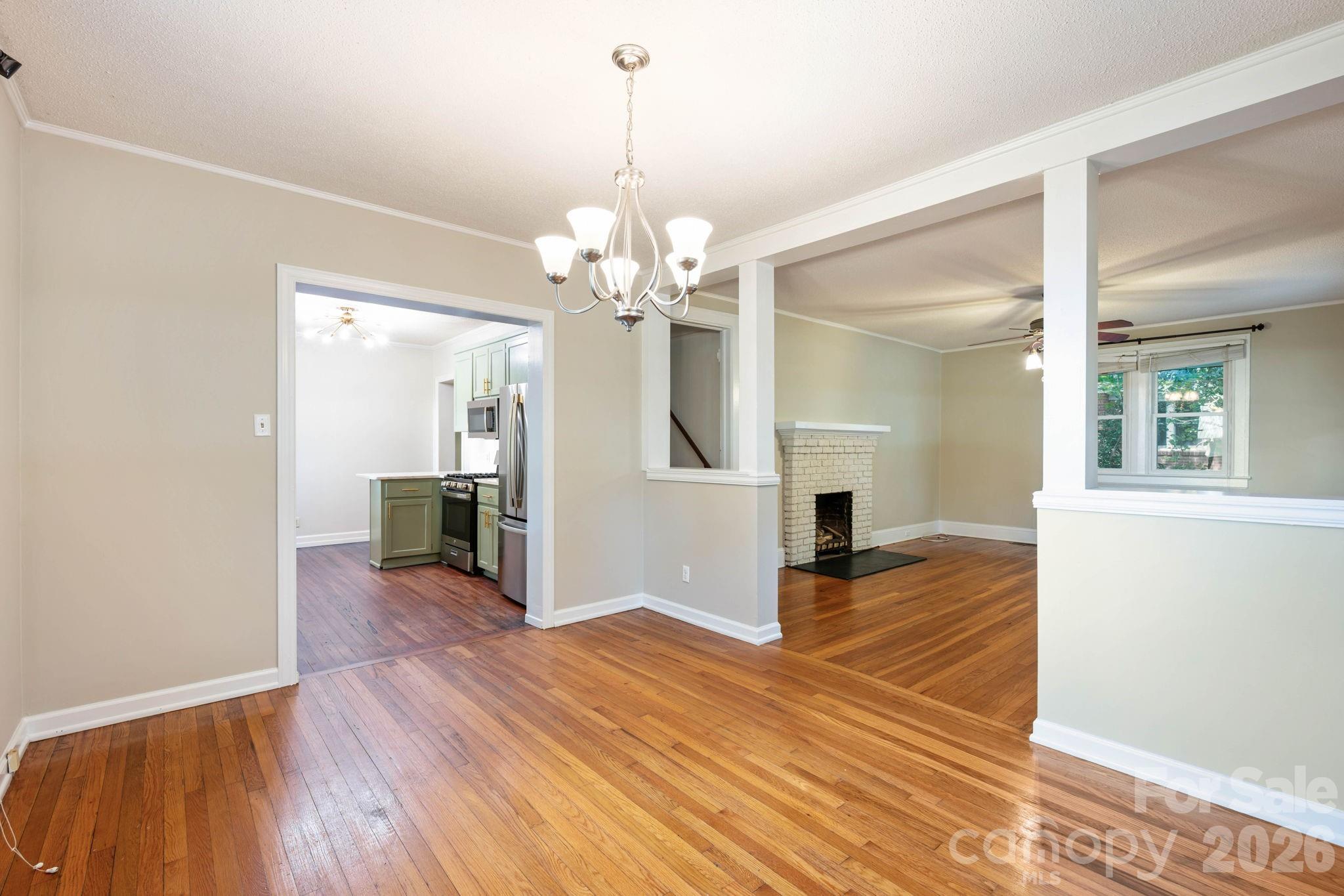 441 8th Avenue Drive NW — Hickory
