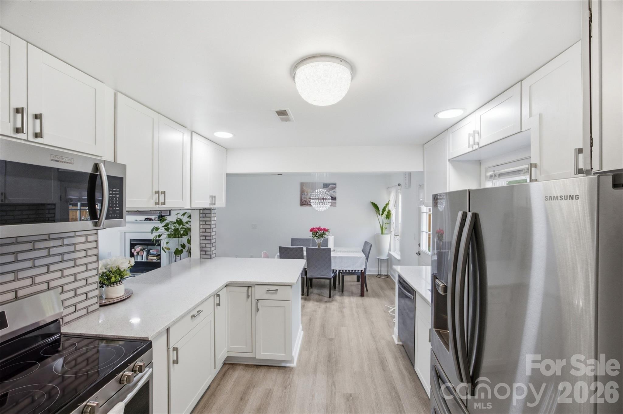 7204 Hidden Creek Drive — Charlotte