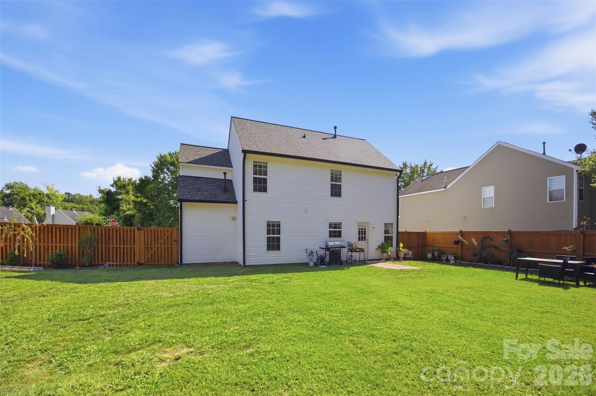 7204 Hidden Creek Drive — Charlotte