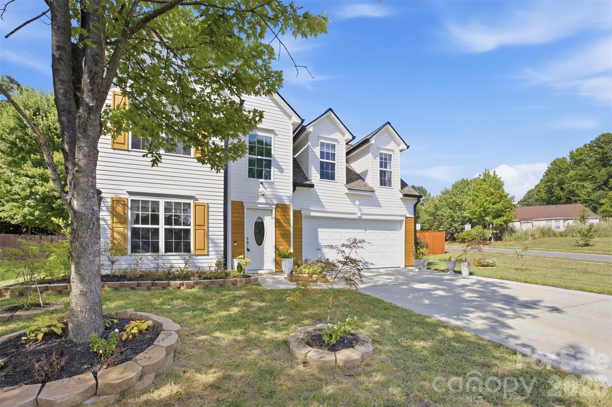 7204 Hidden Creek Drive — Charlotte