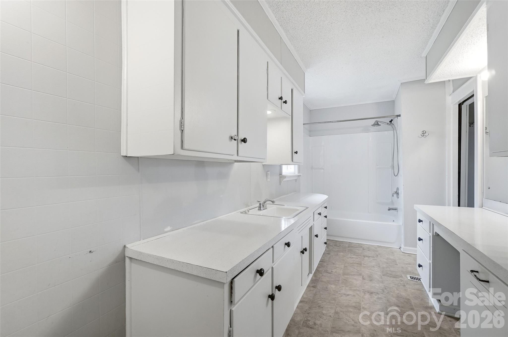 2304 Mclean Street — Gastonia
