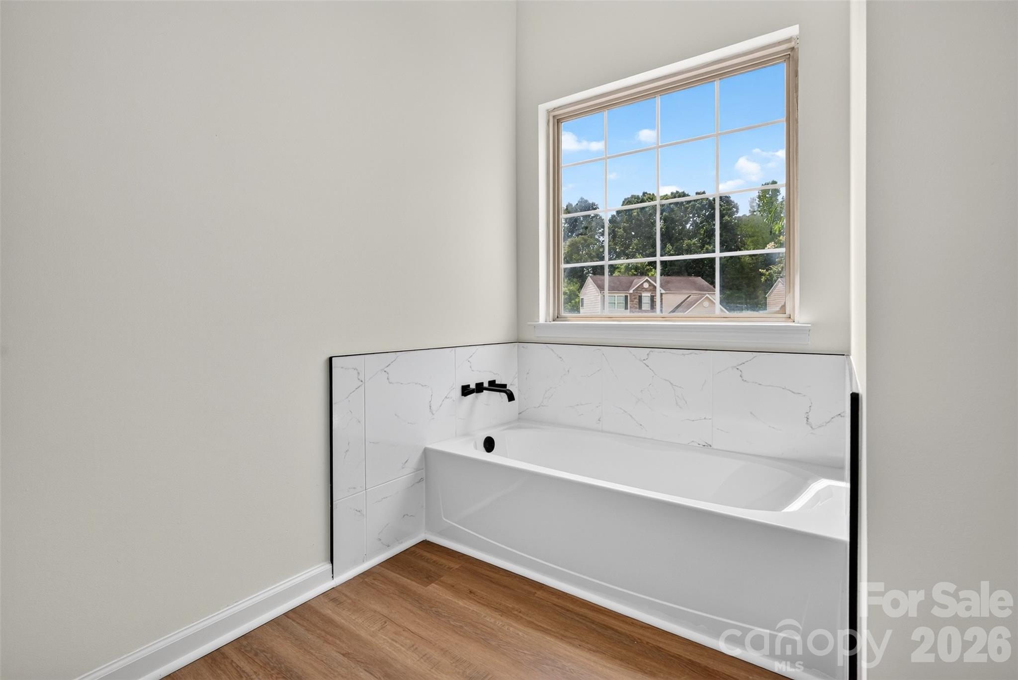 5733 Cardington Court — Charlotte