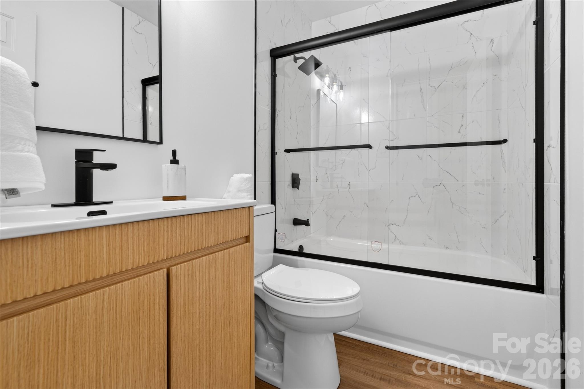 5733 Cardington Court — Charlotte