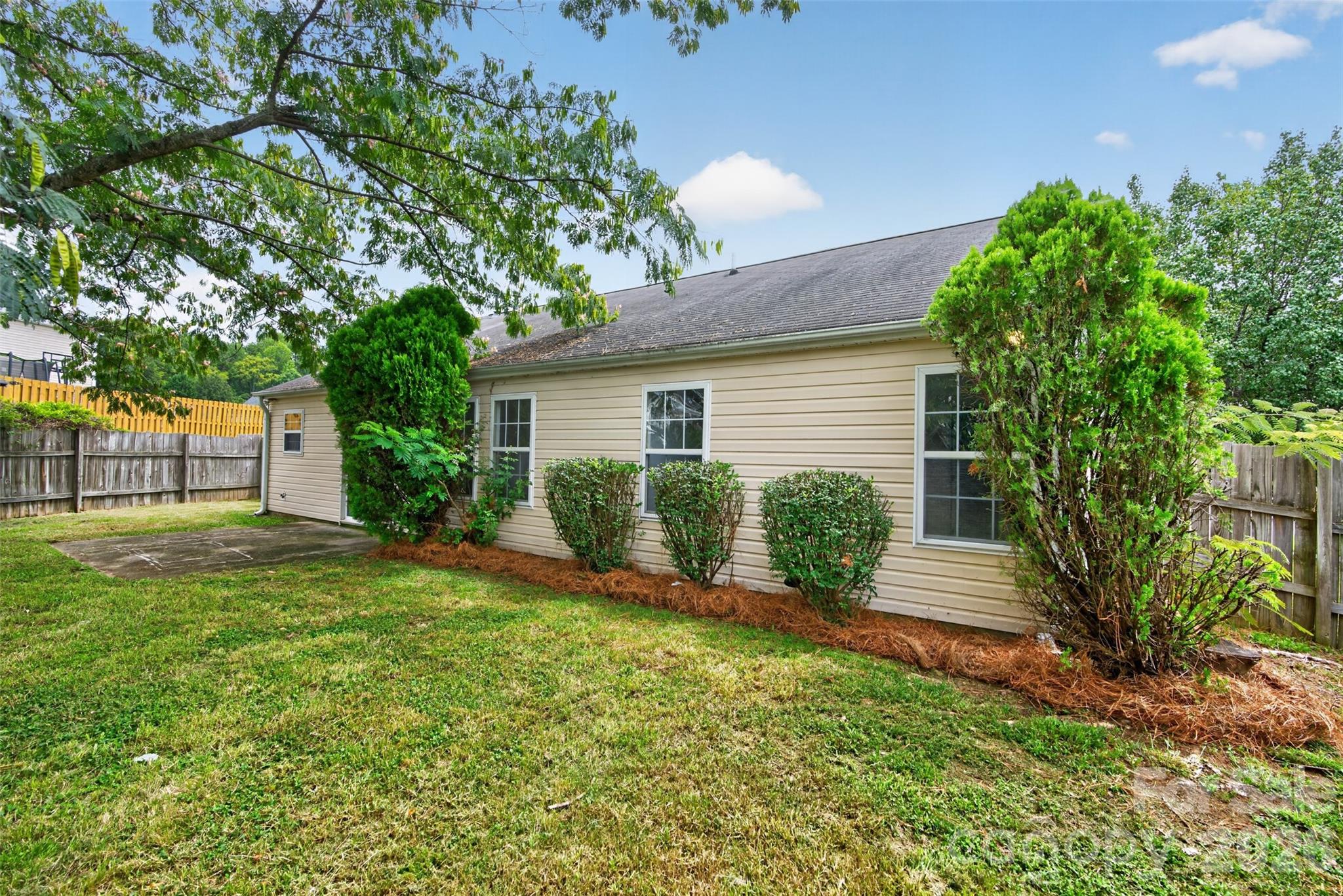 5733 Cardington Court — Charlotte