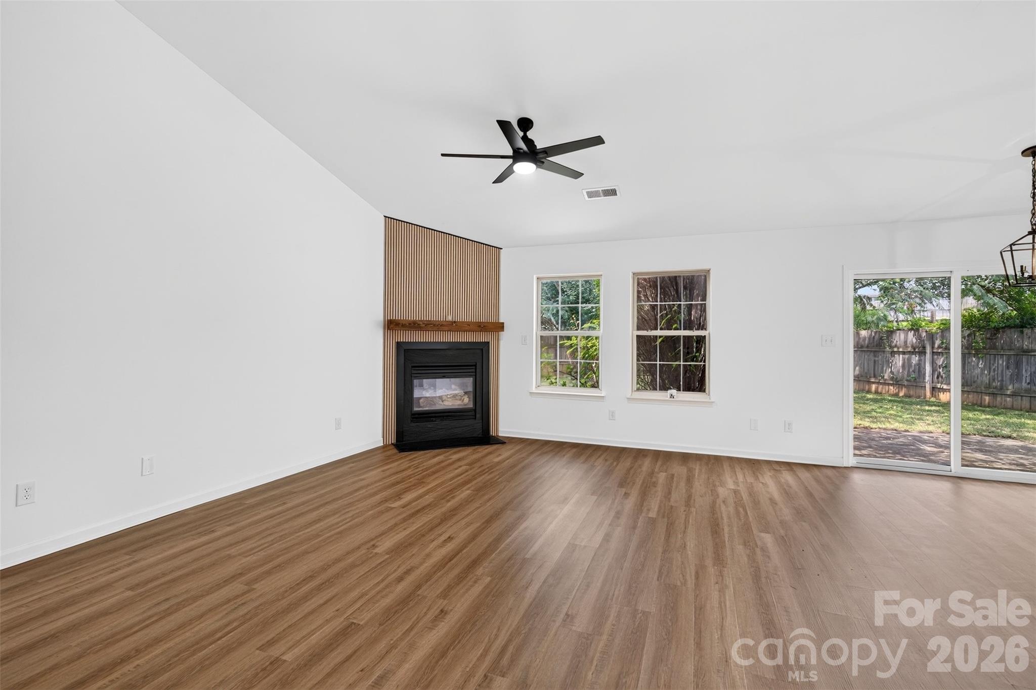 5733 Cardington Court — Charlotte