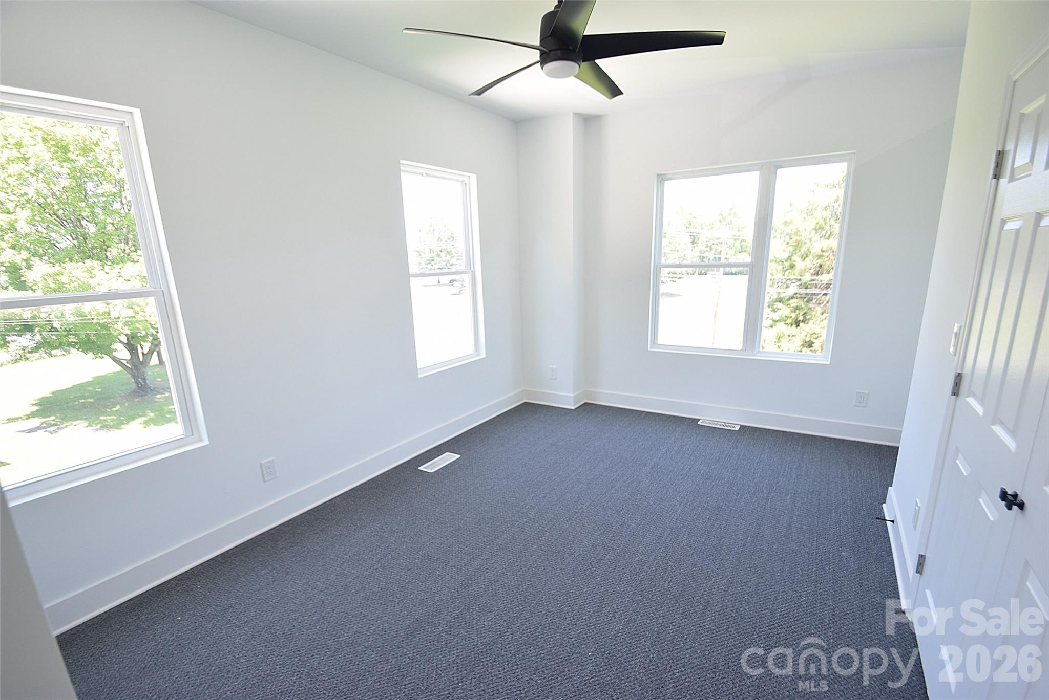 5108 Eaton Circle — Charlotte