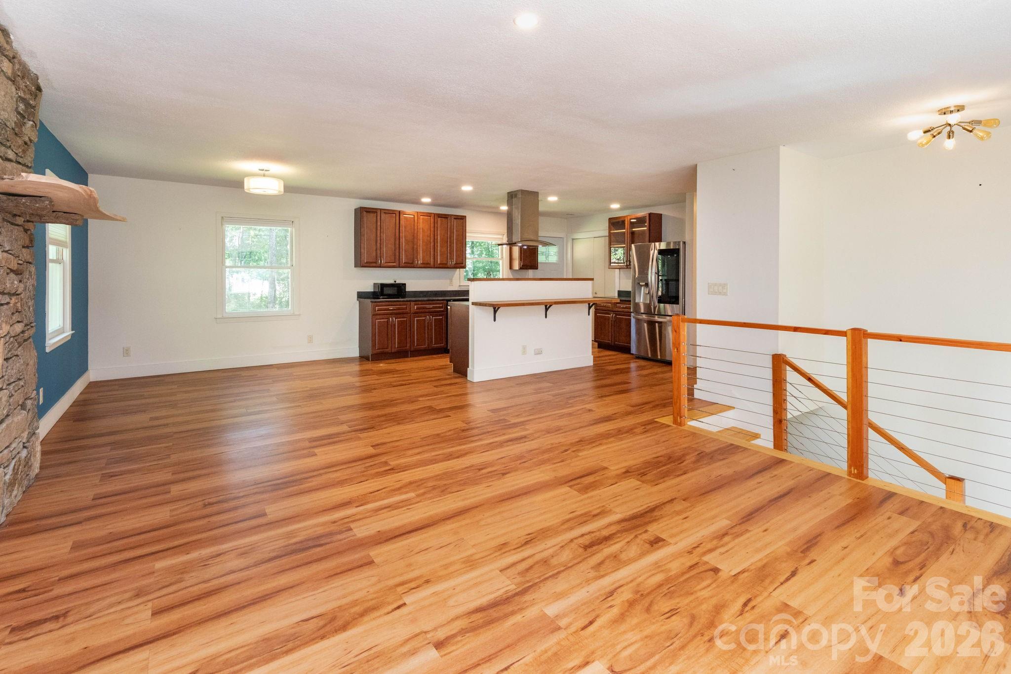 1009 Sharon Ridge Road — Fairview