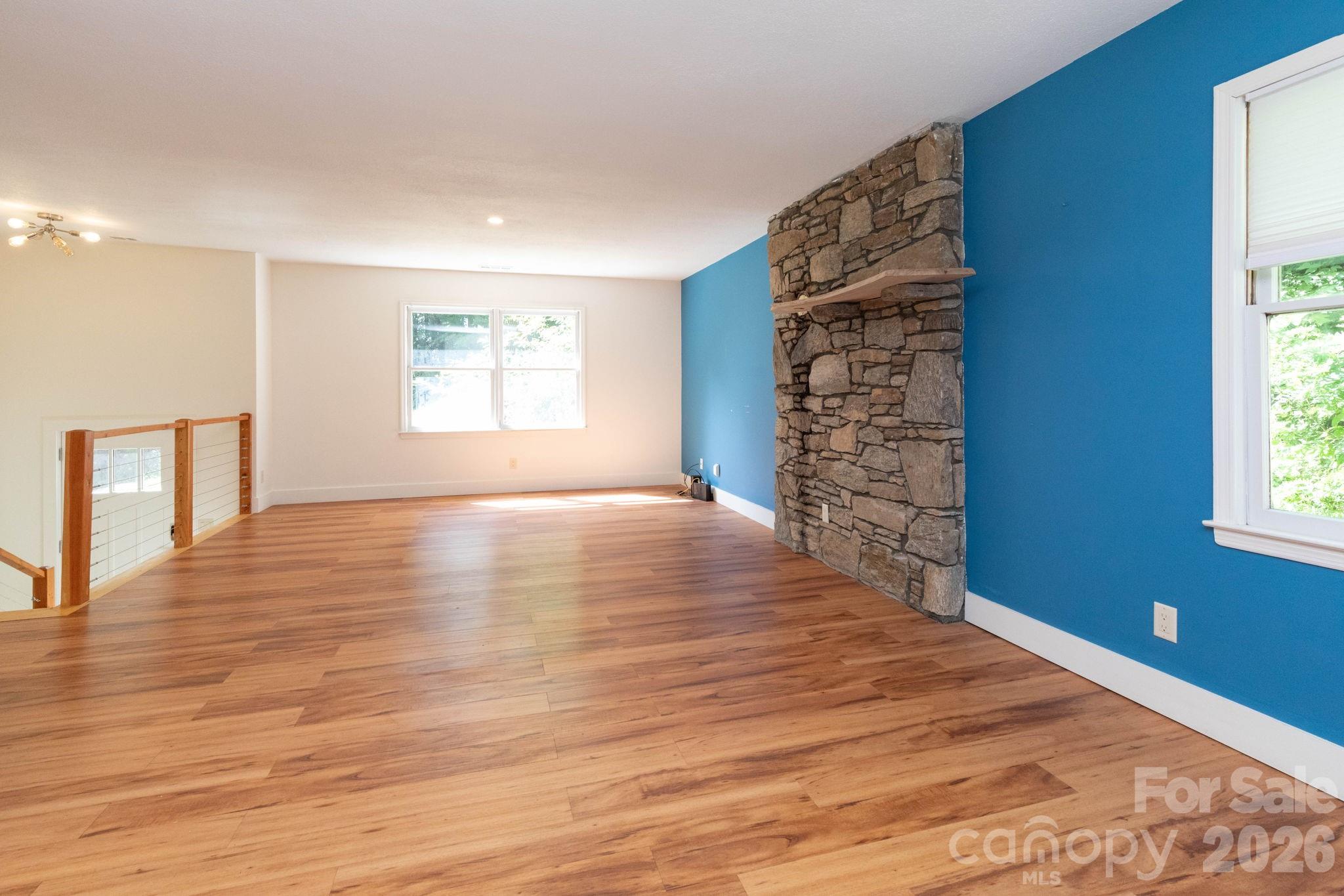 1009 Sharon Ridge Road — Fairview