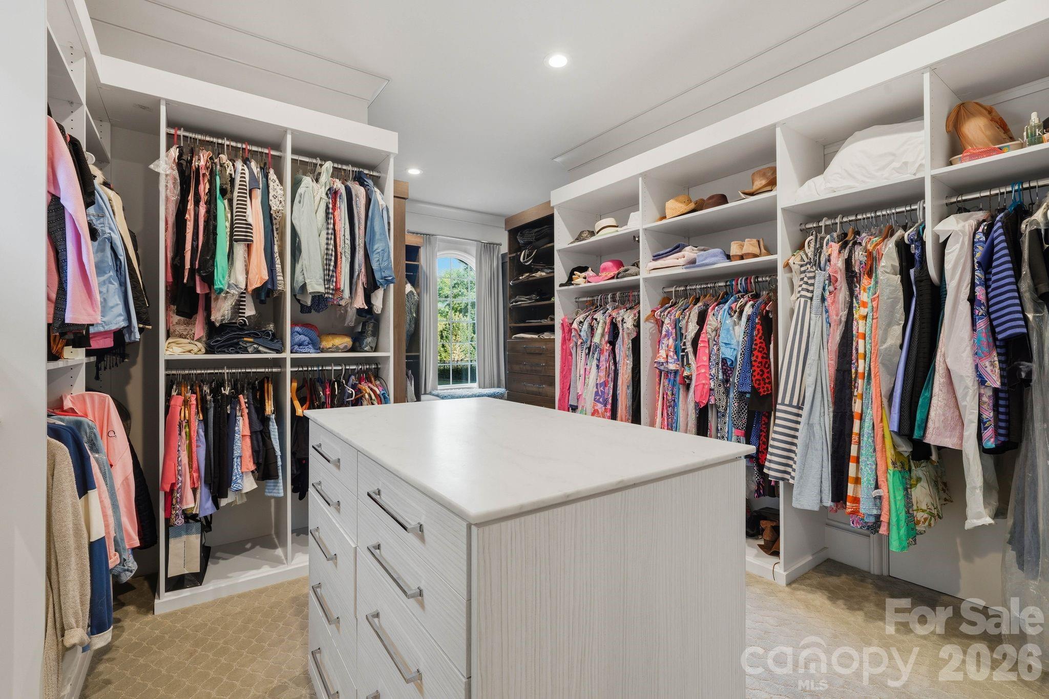 4709 Ockley Manor Lane — Charlotte