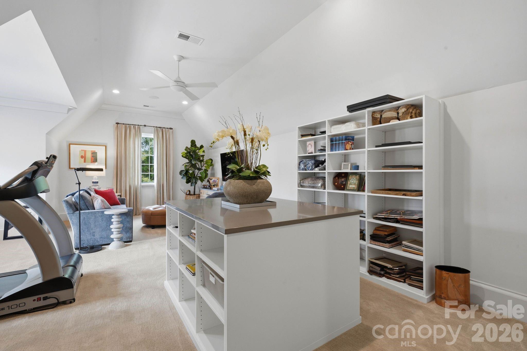 4709 Ockley Manor Lane — Charlotte