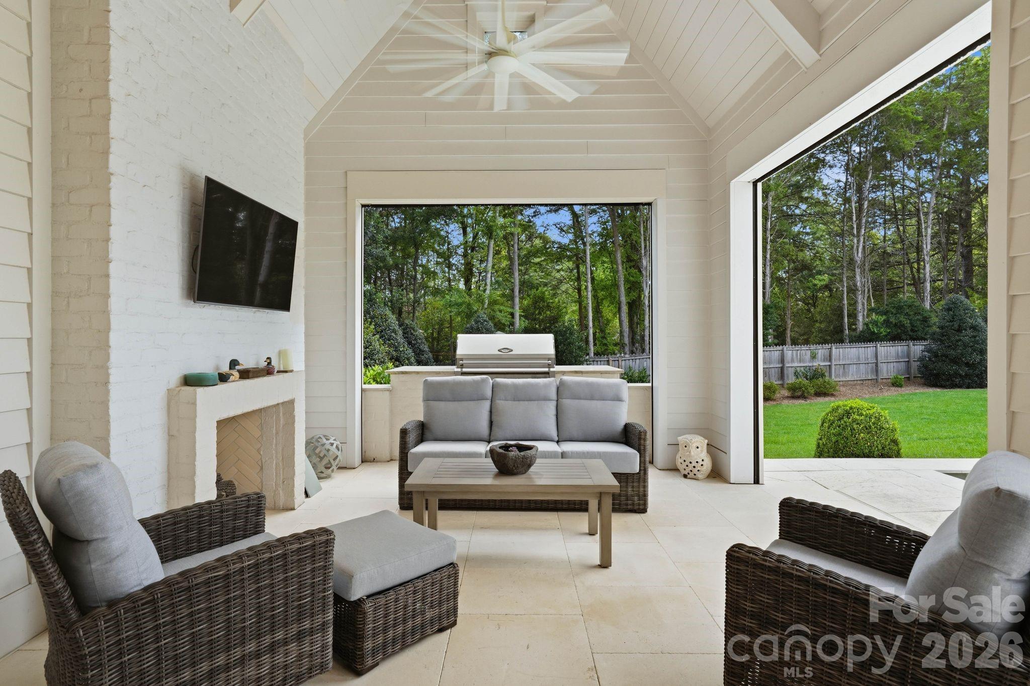 4709 Ockley Manor Lane — Charlotte