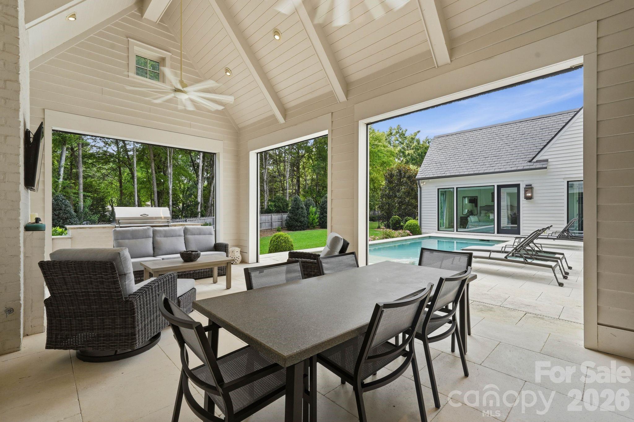 4709 Ockley Manor Lane — Charlotte