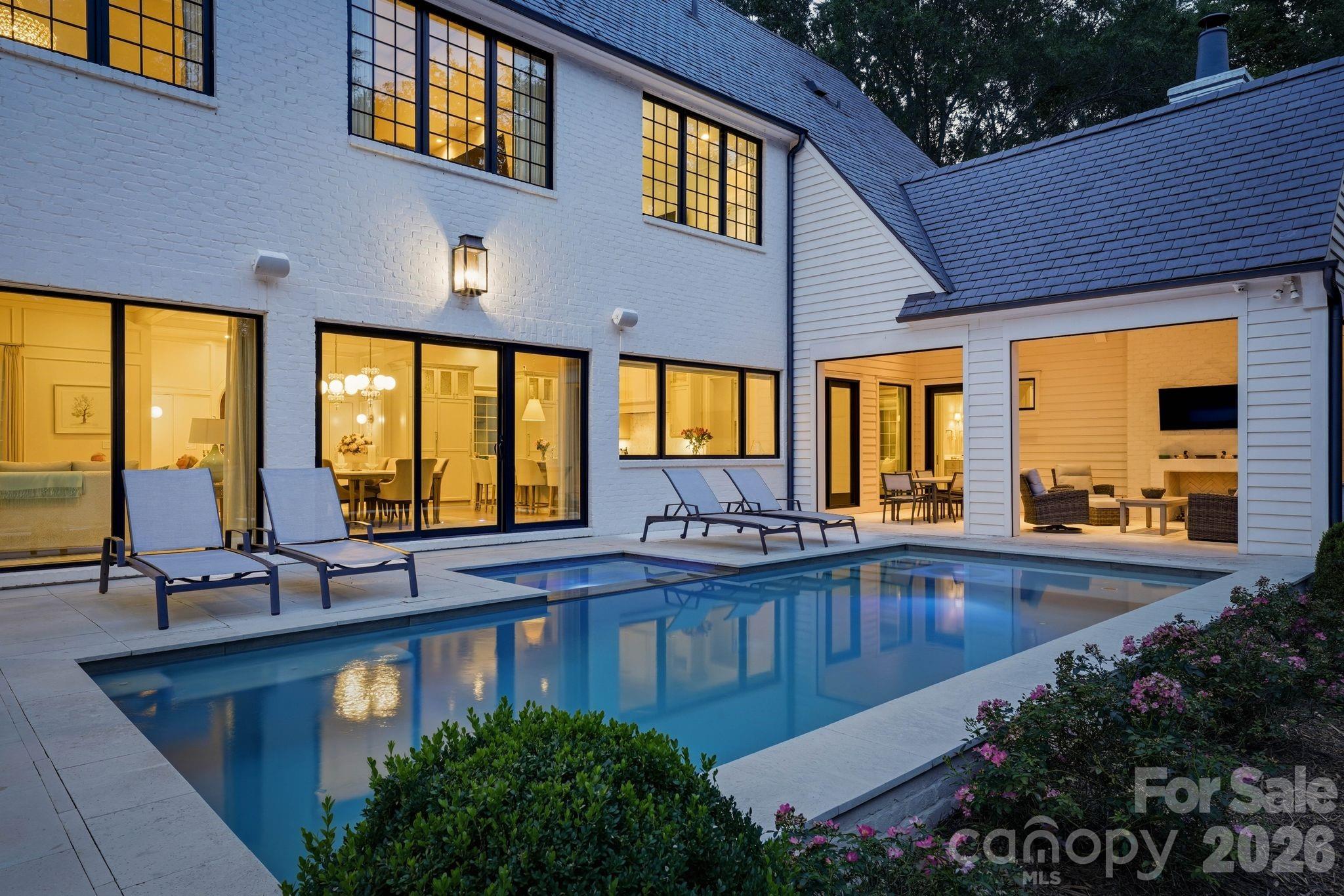 4709 Ockley Manor Lane — Charlotte