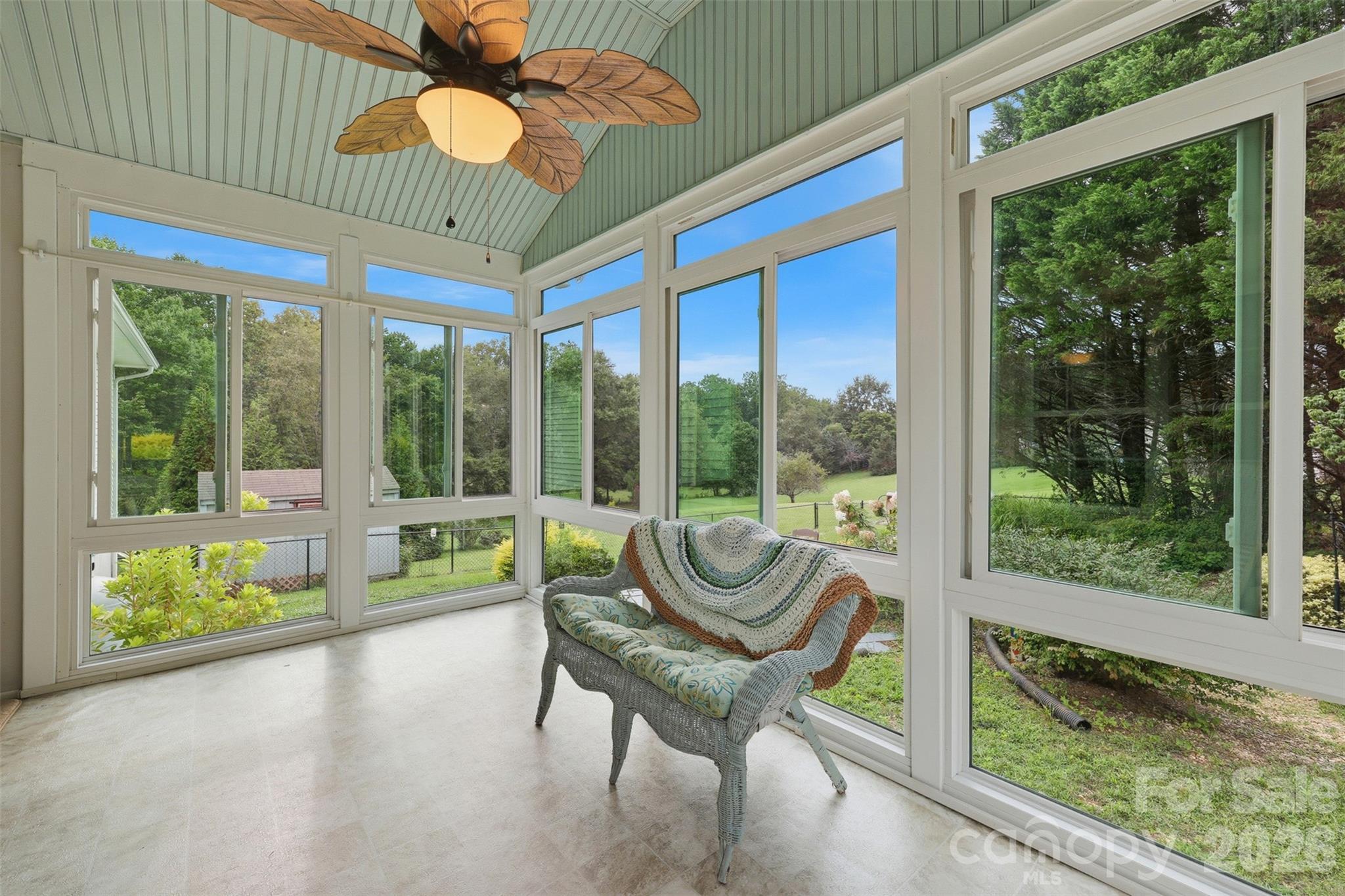 38 A Avenue — Taylorsville