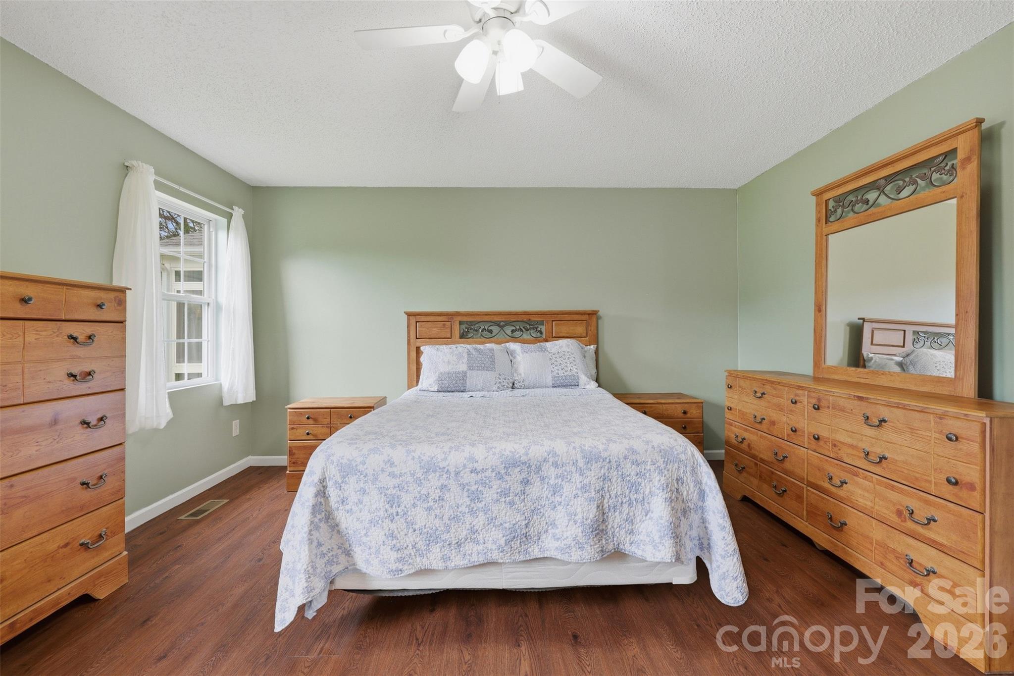 38 A Avenue — Taylorsville