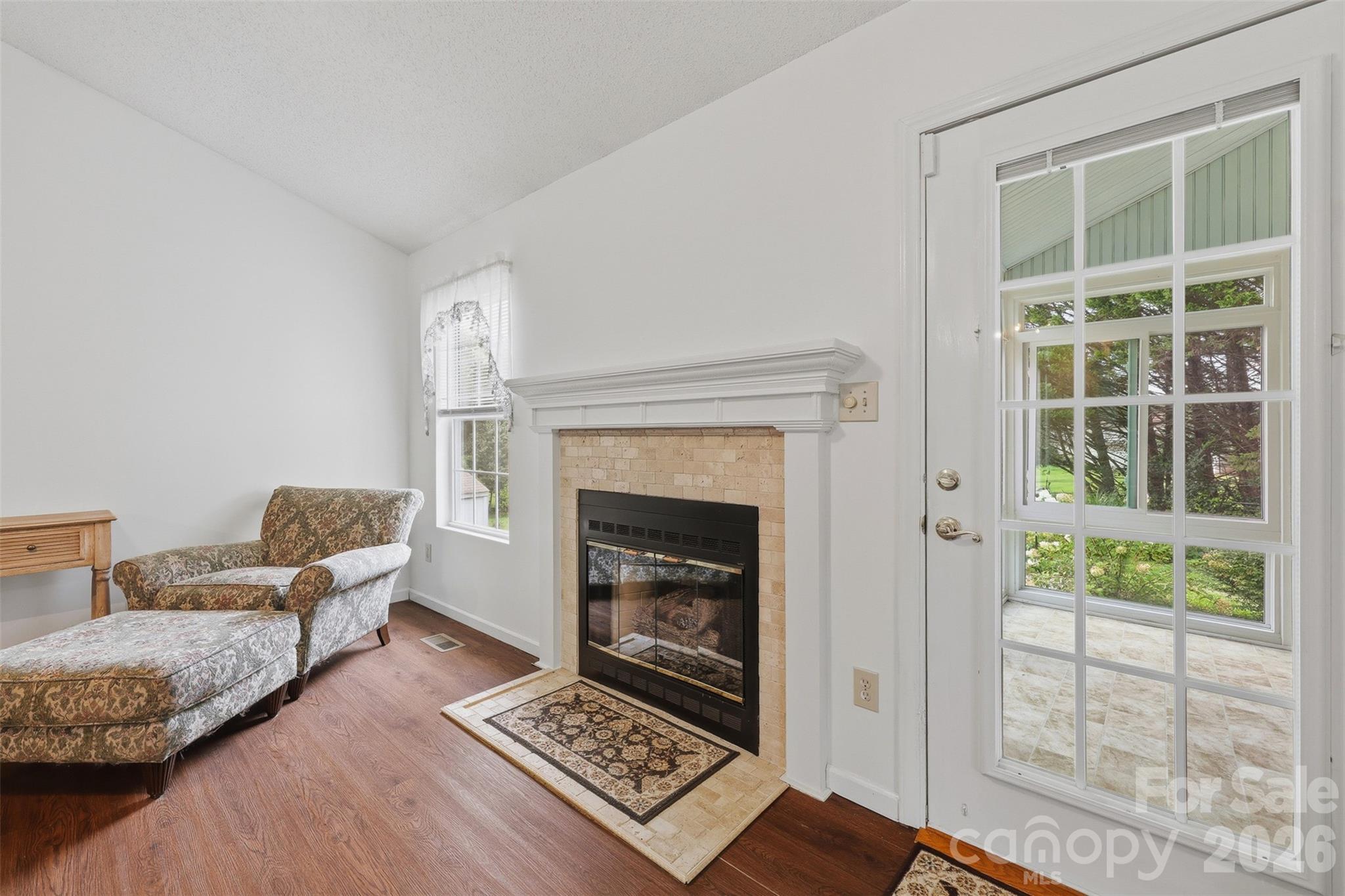 38 A Avenue — Taylorsville