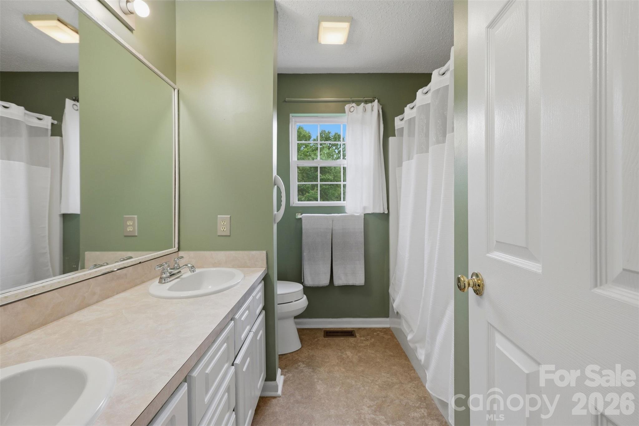 38 A Avenue — Taylorsville