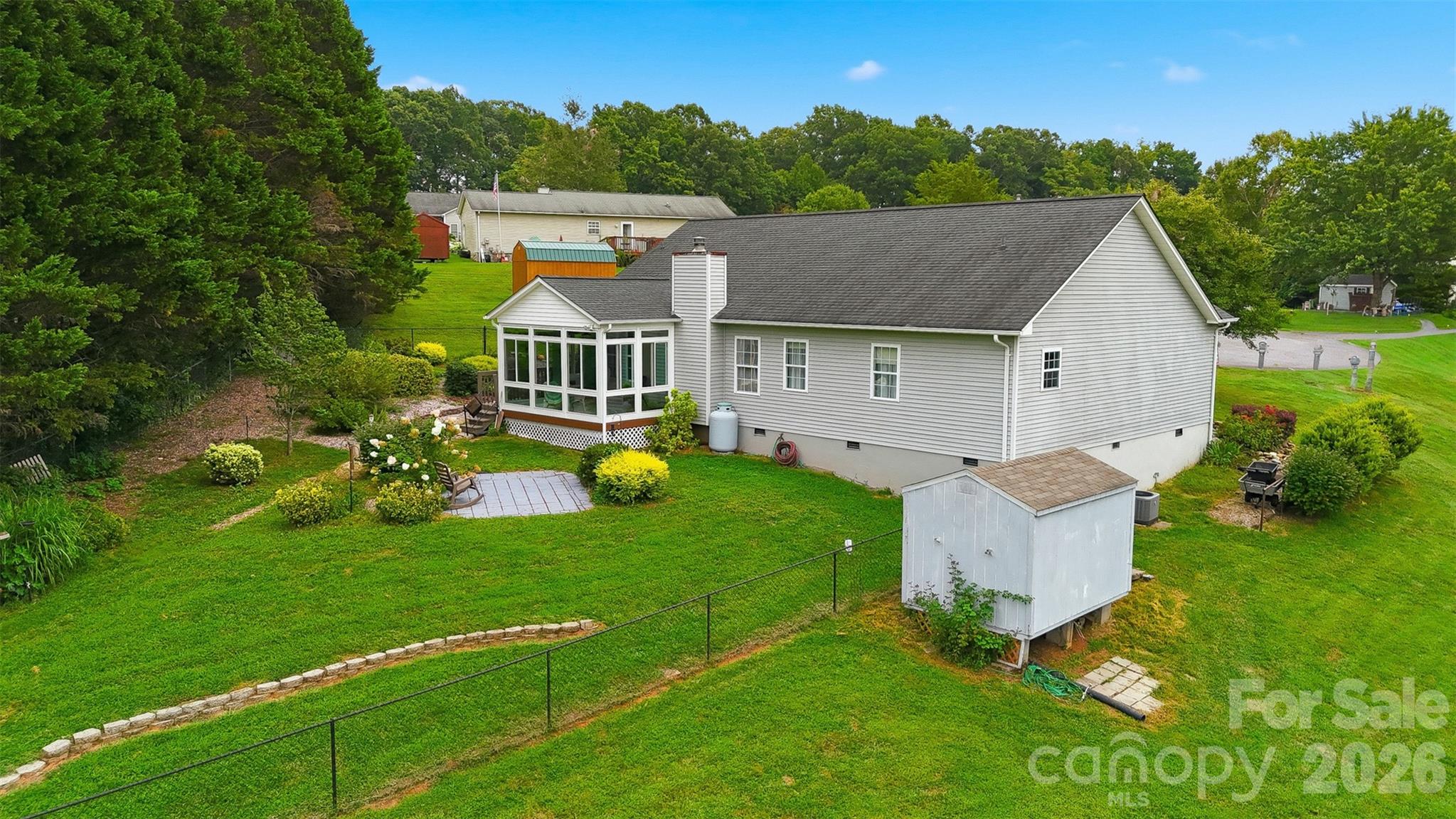 38 A Avenue — Taylorsville