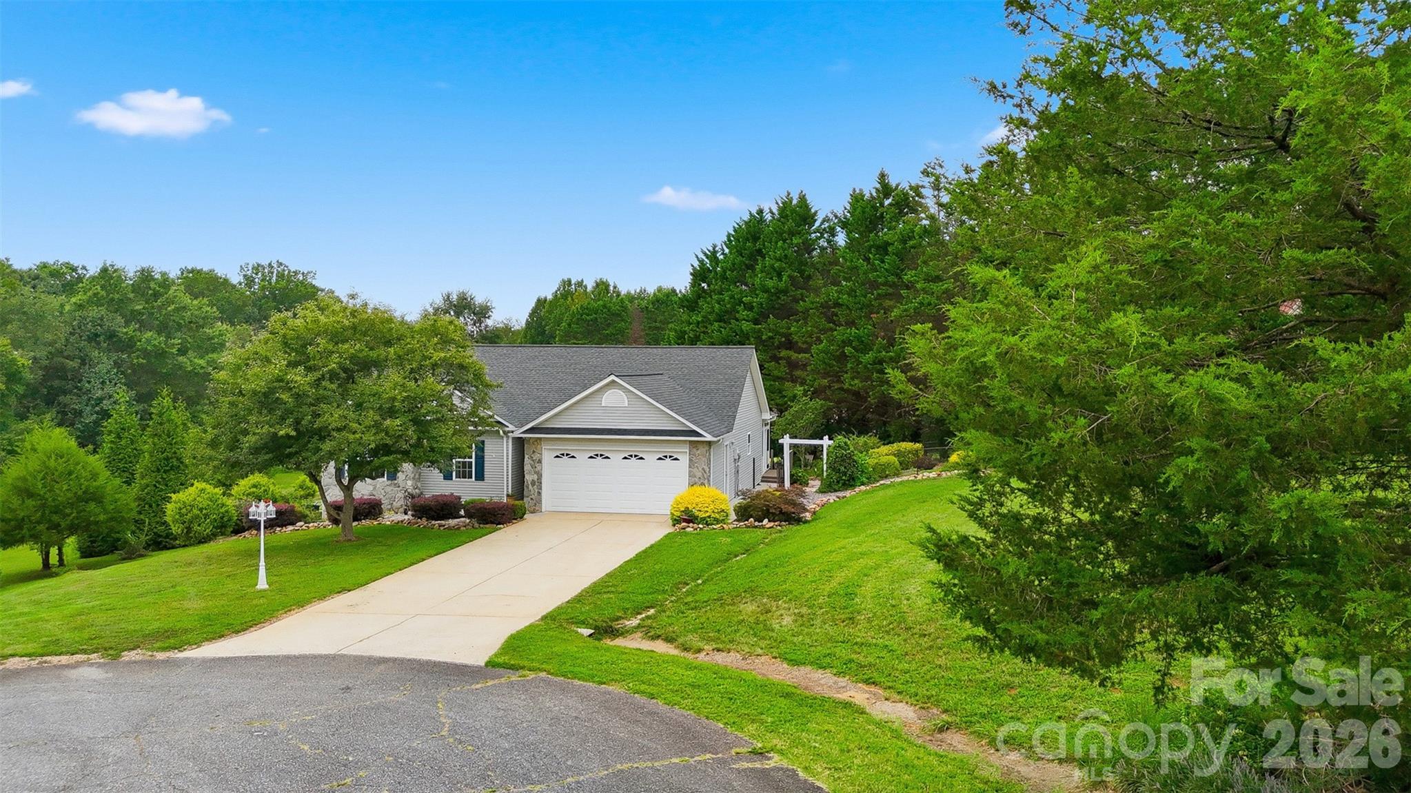 38 A Avenue — Taylorsville