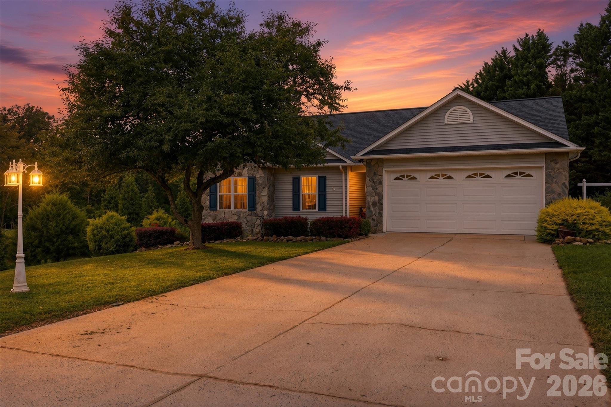 38 A Avenue — Taylorsville