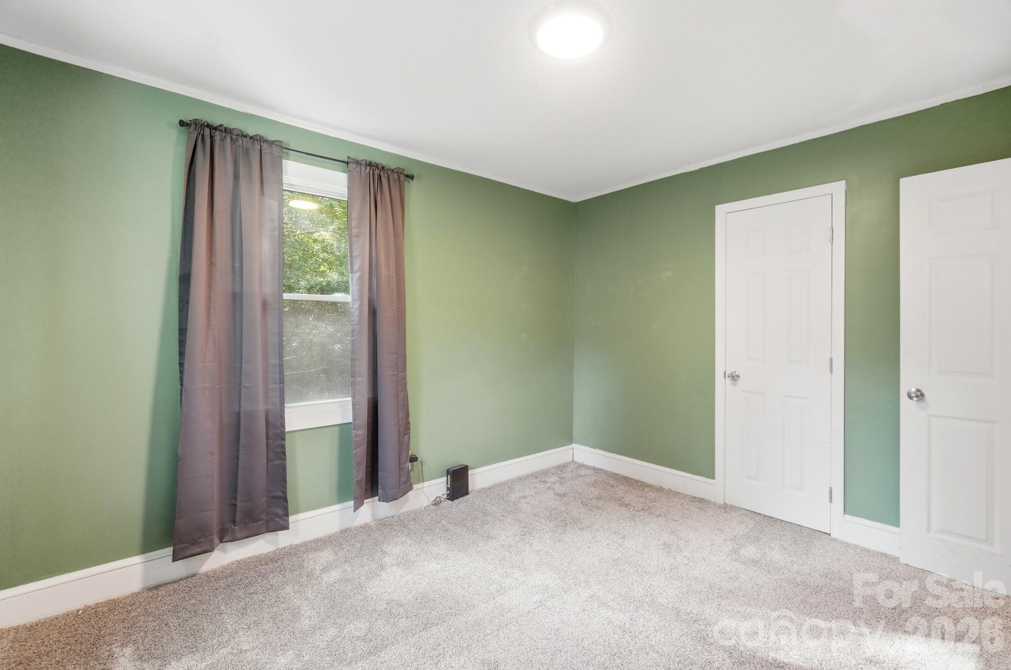 817 E Dunlap Street — Lancaster