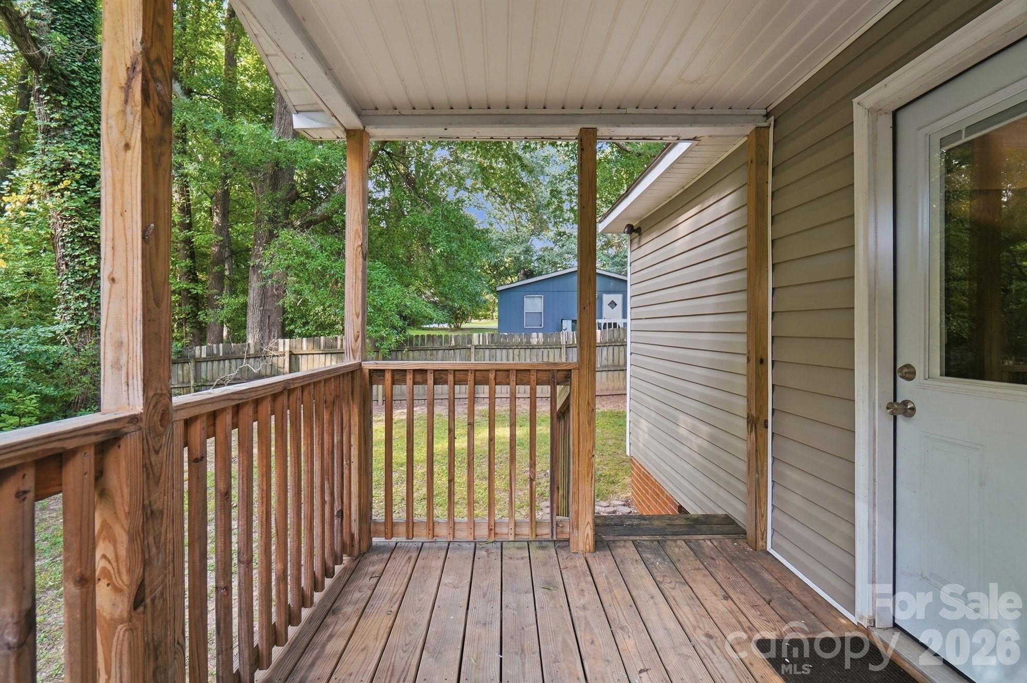 817 E Dunlap Street — Lancaster