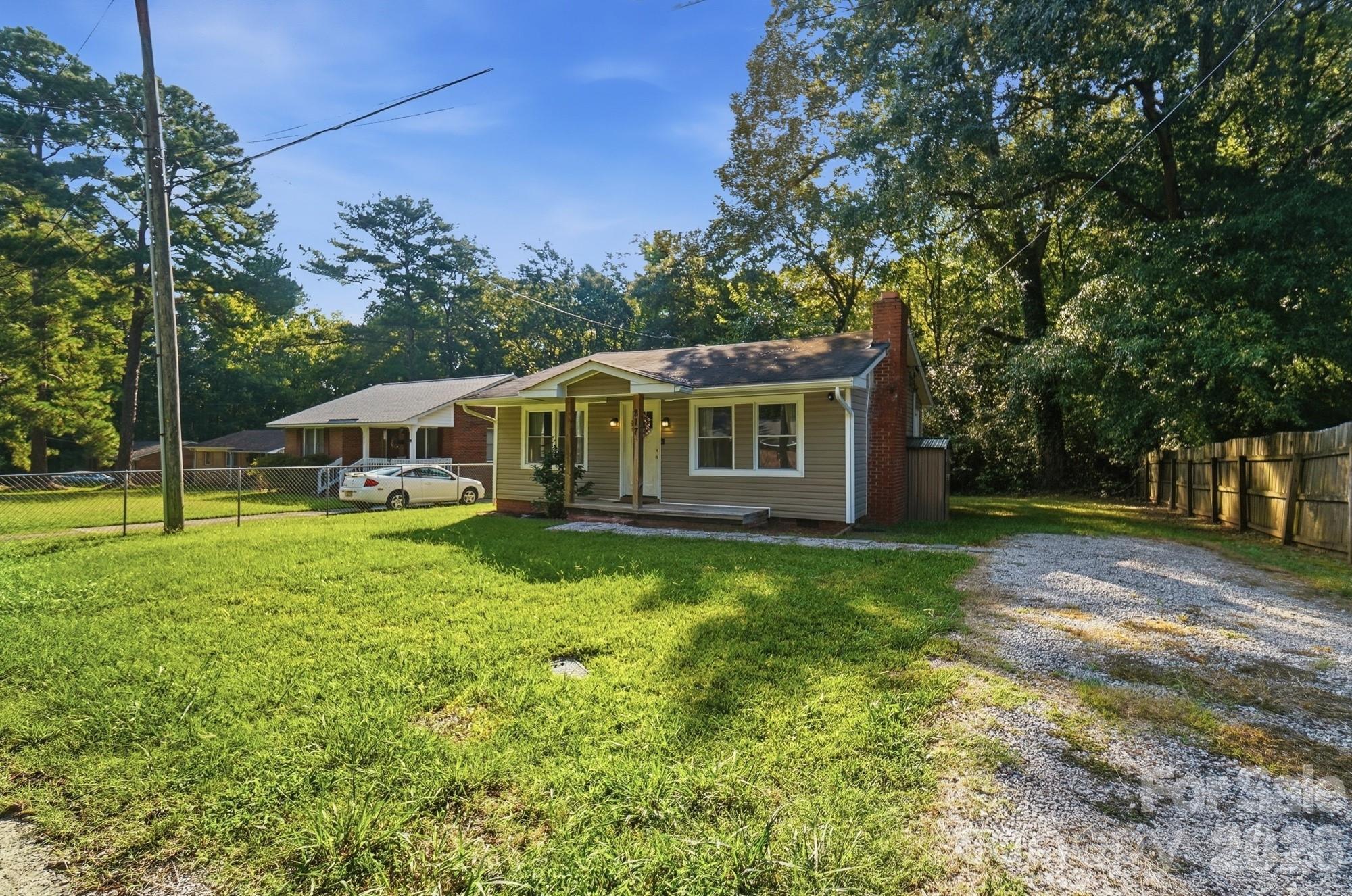 817 E Dunlap Street — Lancaster