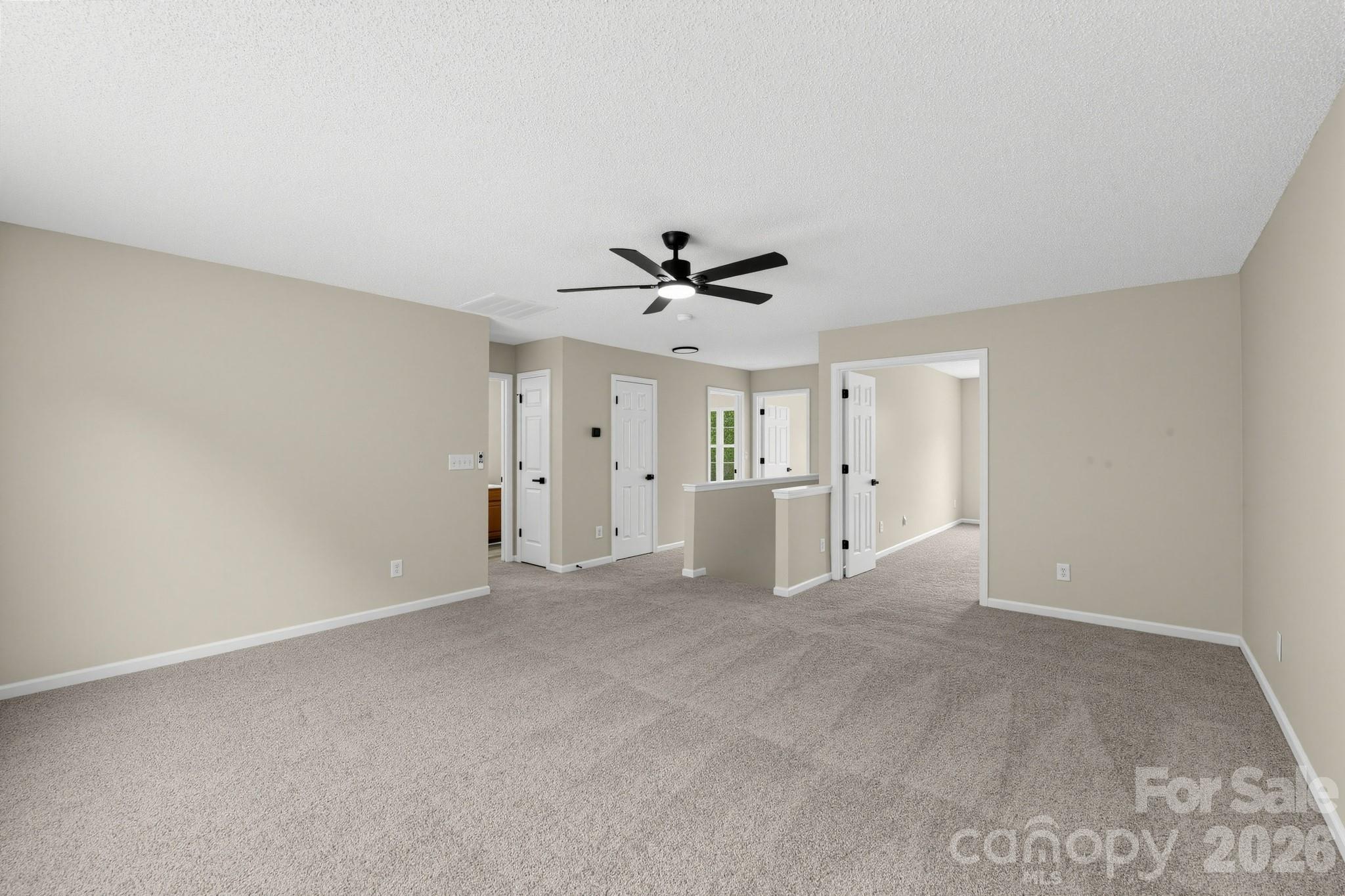 1034 Chalk Hill Lane — Charlotte