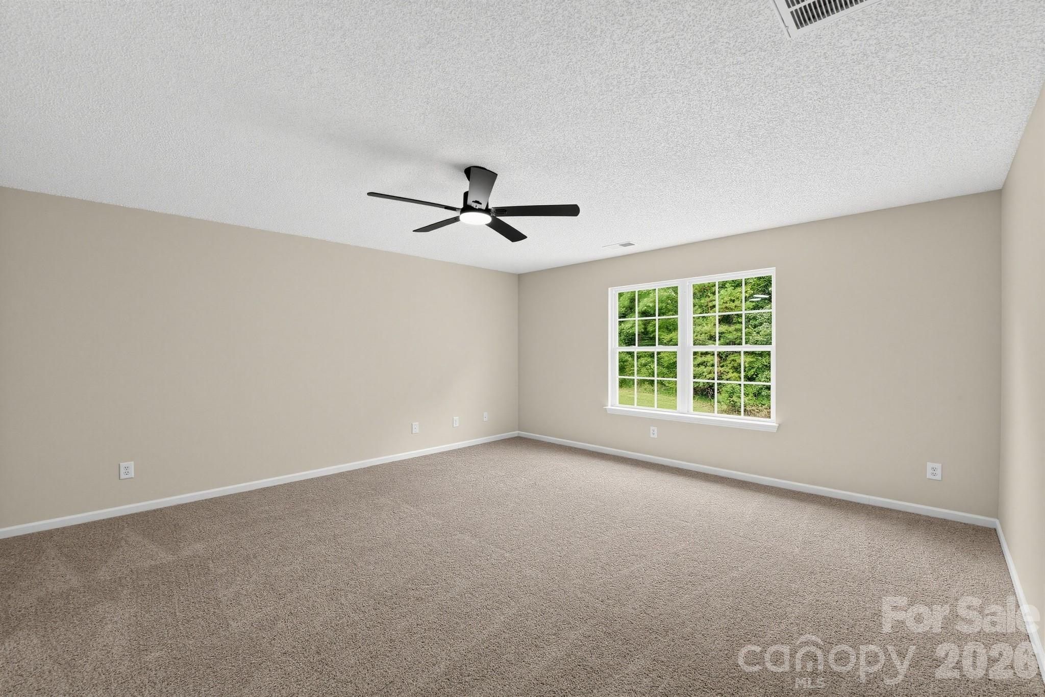 1034 Chalk Hill Lane — Charlotte