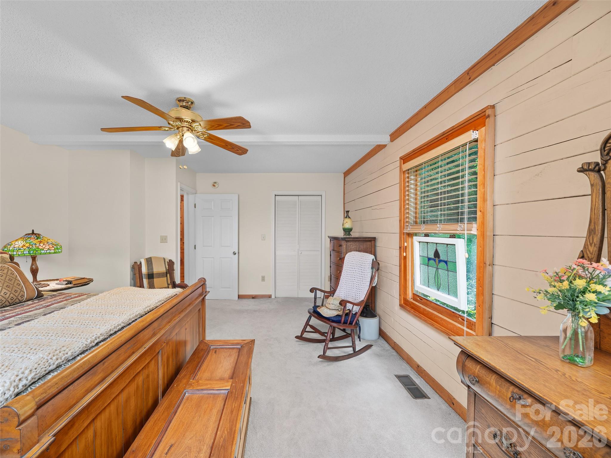 185 Blue Bird Lane — Spruce Pine
