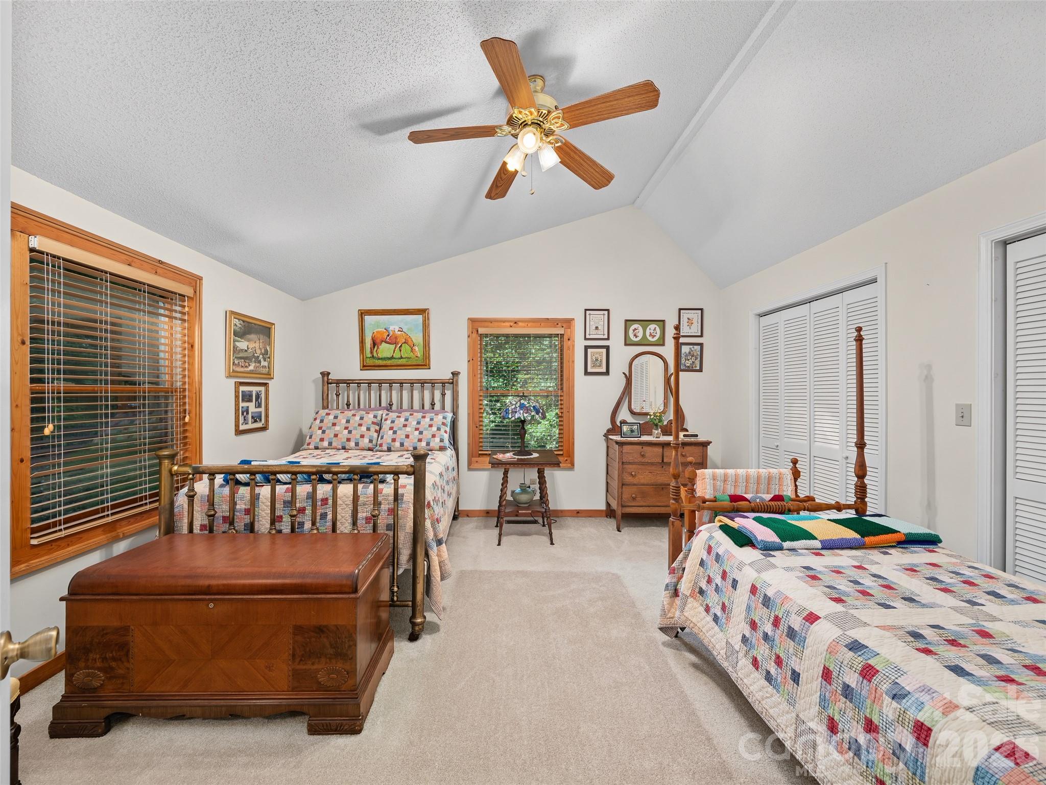 185 Blue Bird Lane — Spruce Pine