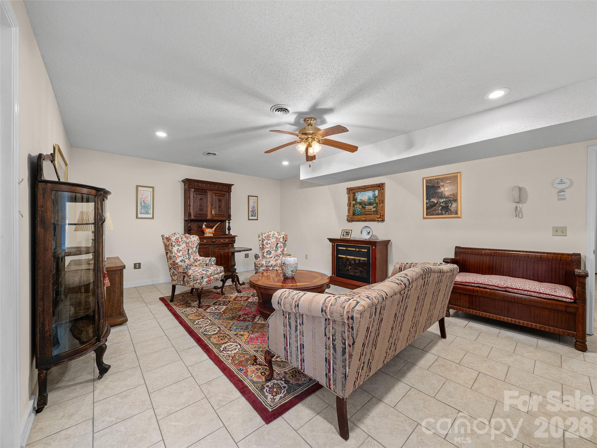 185 Blue Bird Lane — Spruce Pine