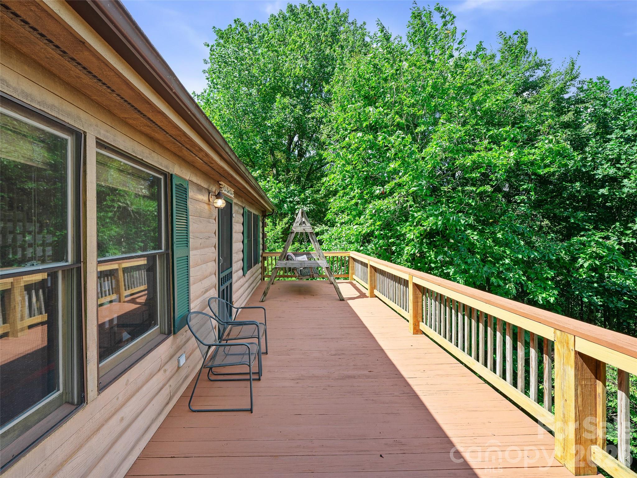 185 Blue Bird Lane — Spruce Pine