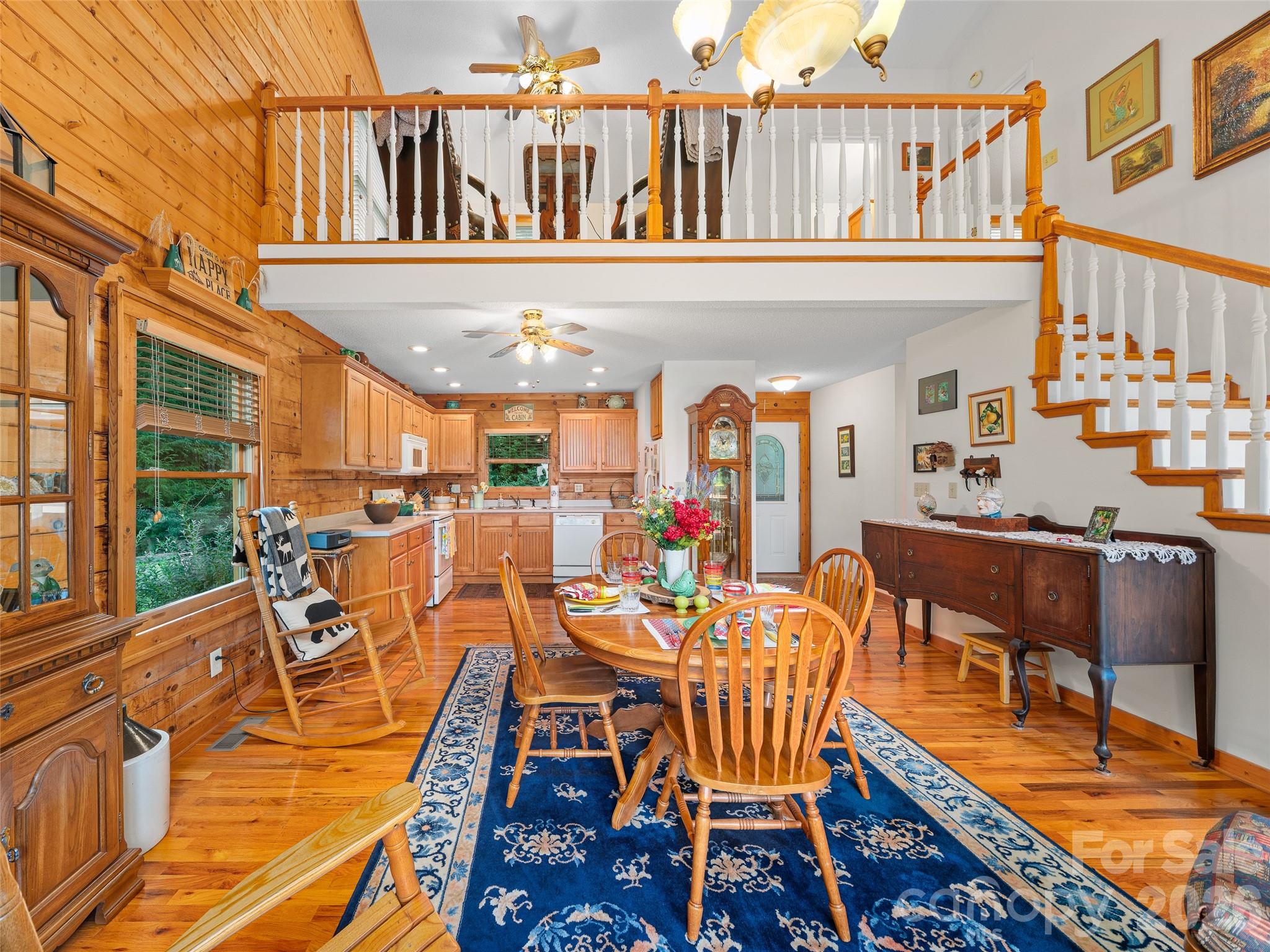 185 Blue Bird Lane — Spruce Pine