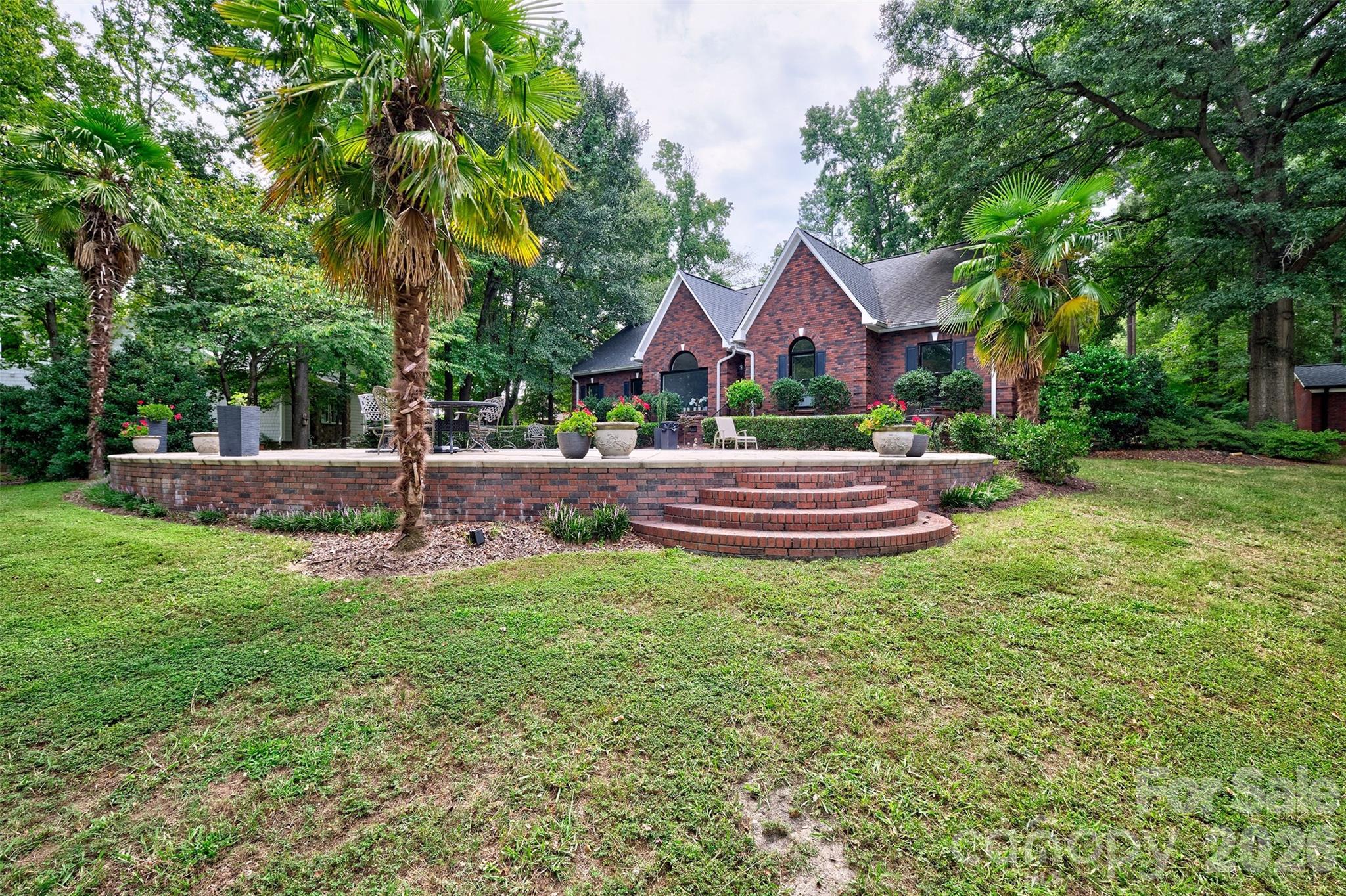 2143 Peninsula Drive — Lake Wylie
