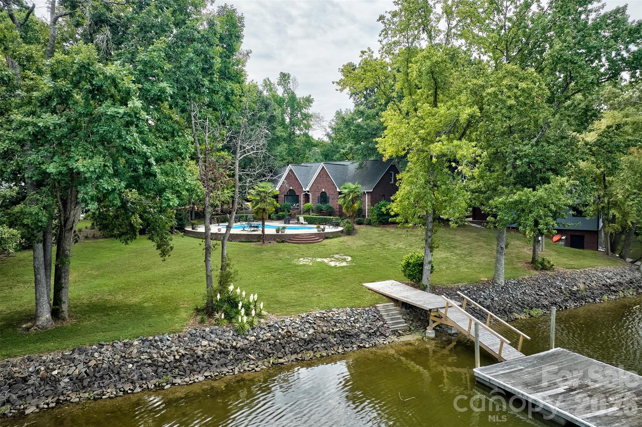2143 Peninsula Drive — Lake Wylie