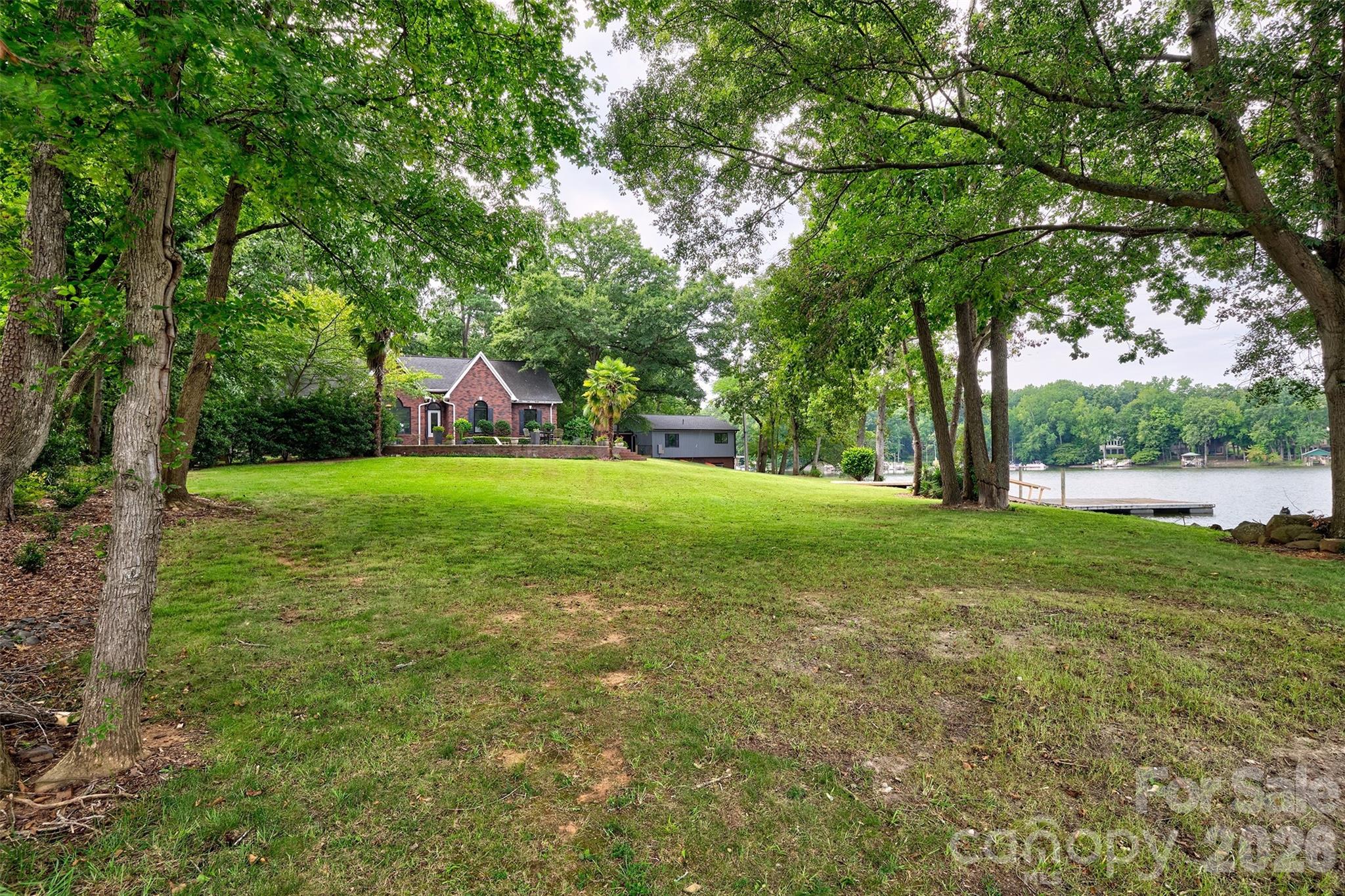 2143 Peninsula Drive — Lake Wylie