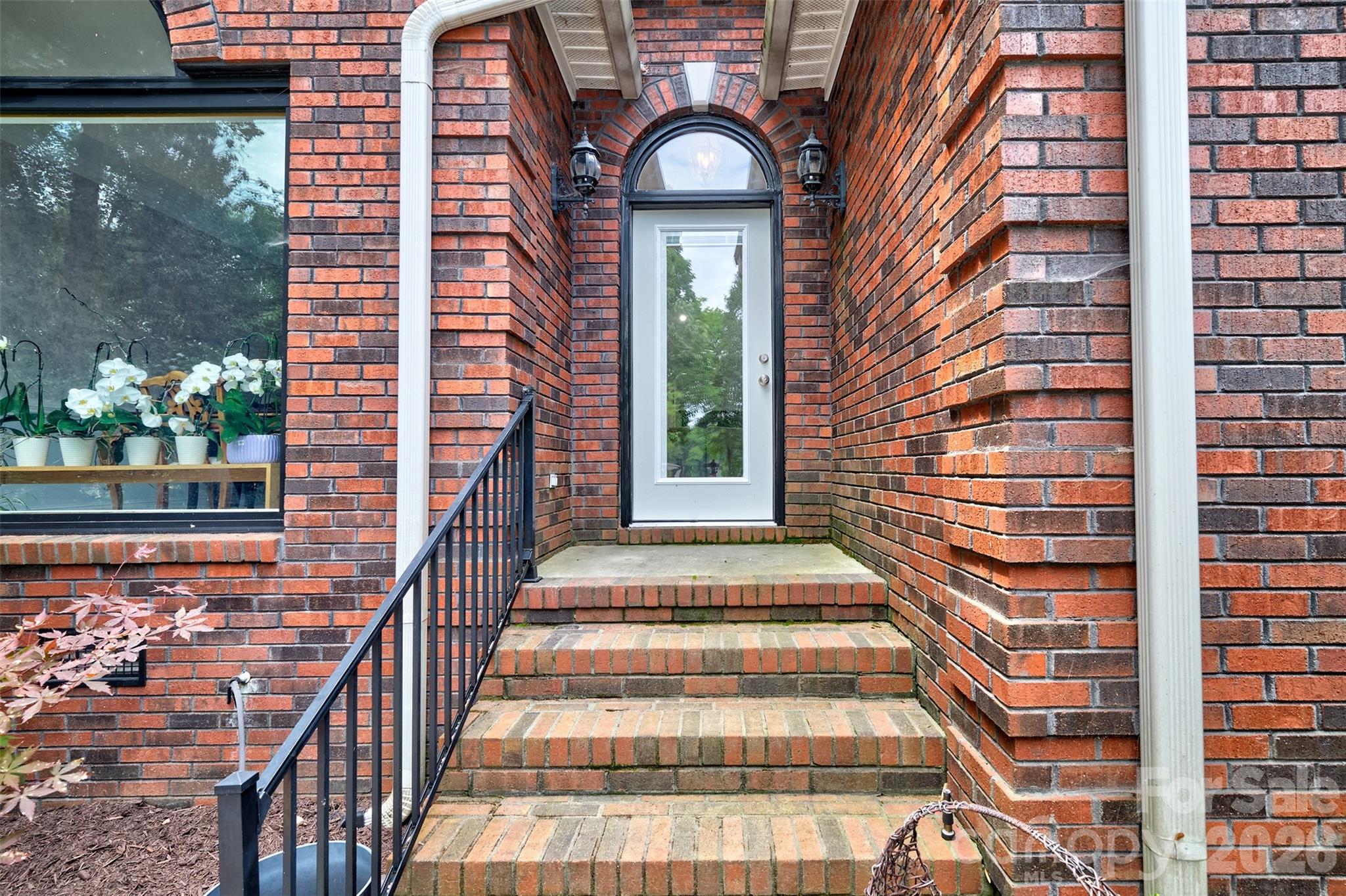2143 Peninsula Drive — Lake Wylie