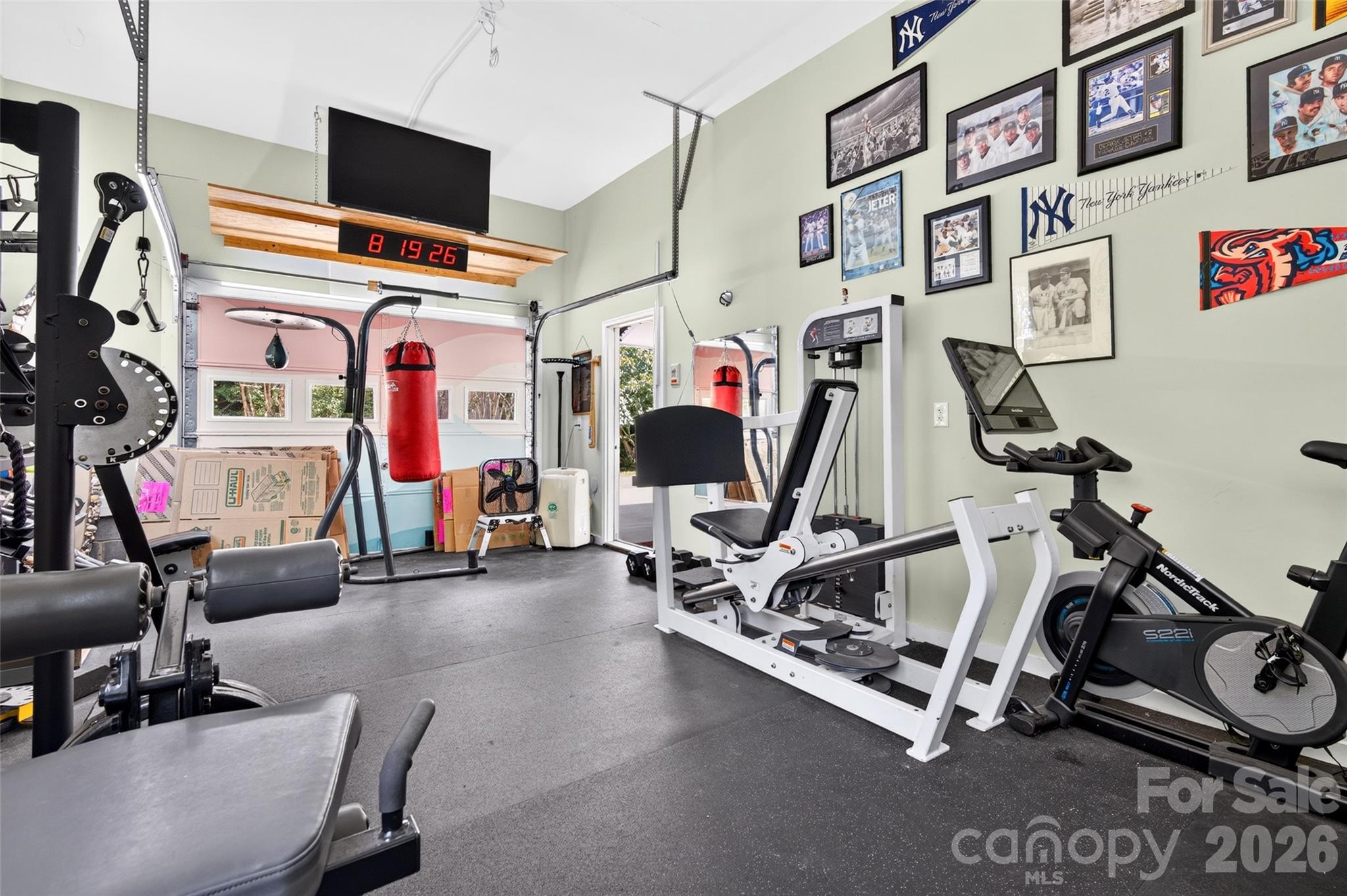 153 Folkstone Road — Mooresville