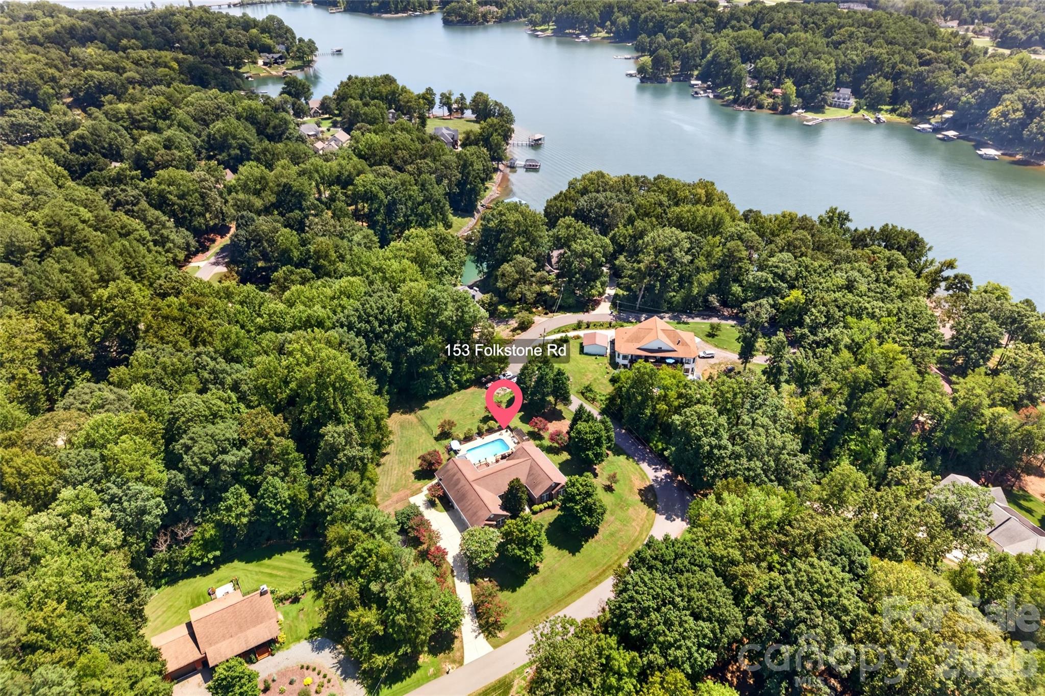 153 Folkstone Road — Mooresville