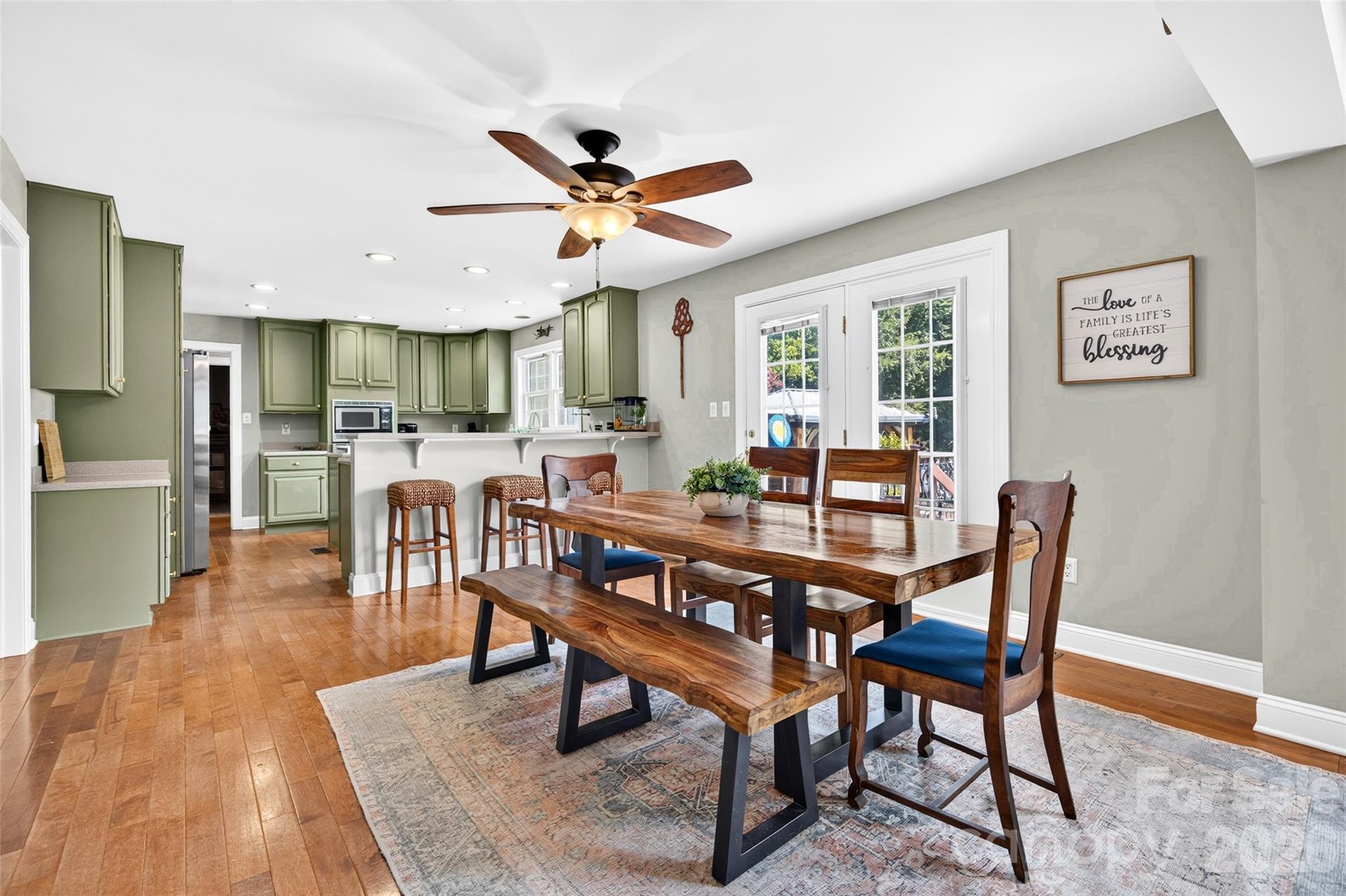 153 Folkstone Road — Mooresville