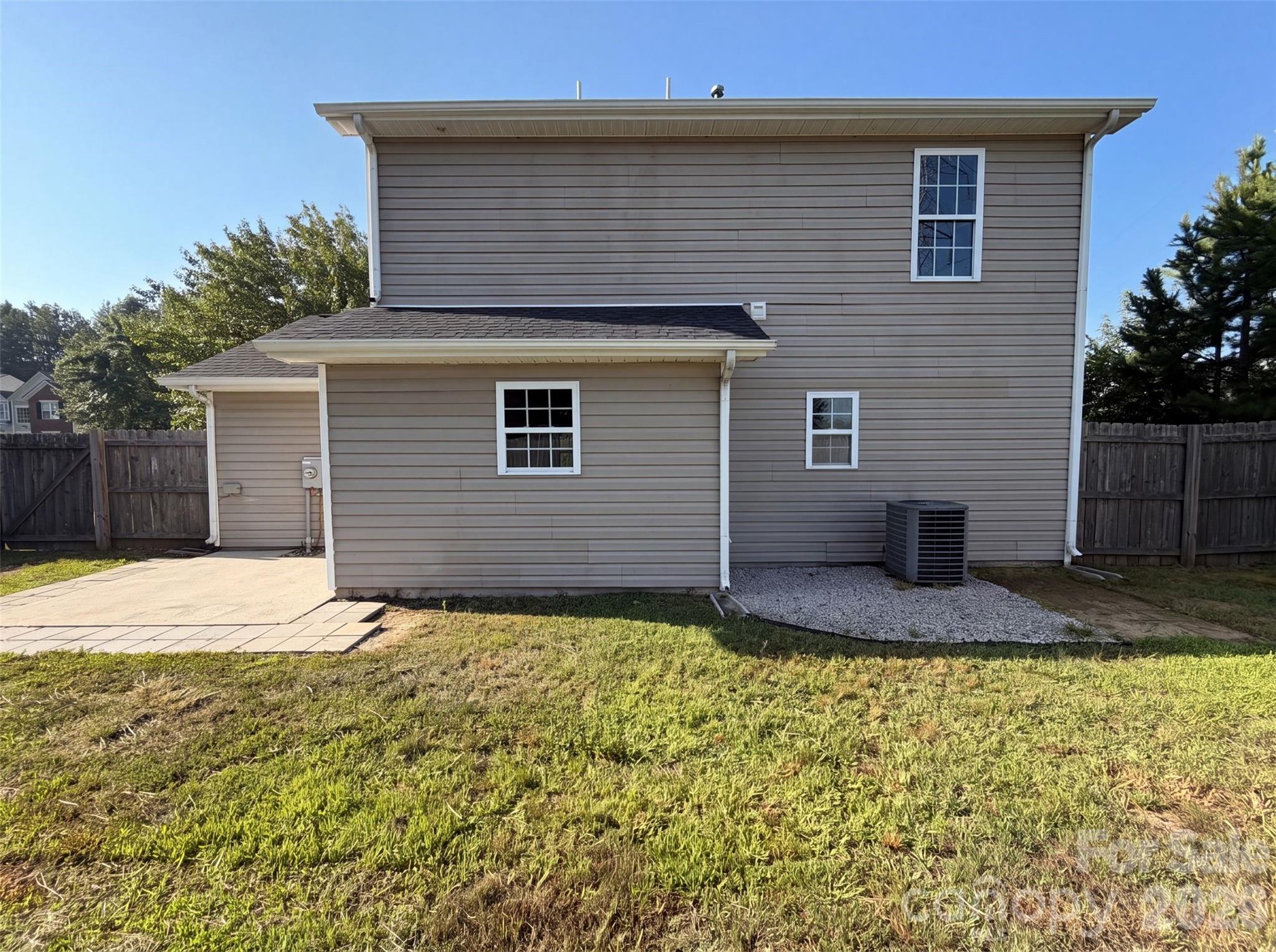 10933 Pointer Ridge Drive — Charlotte