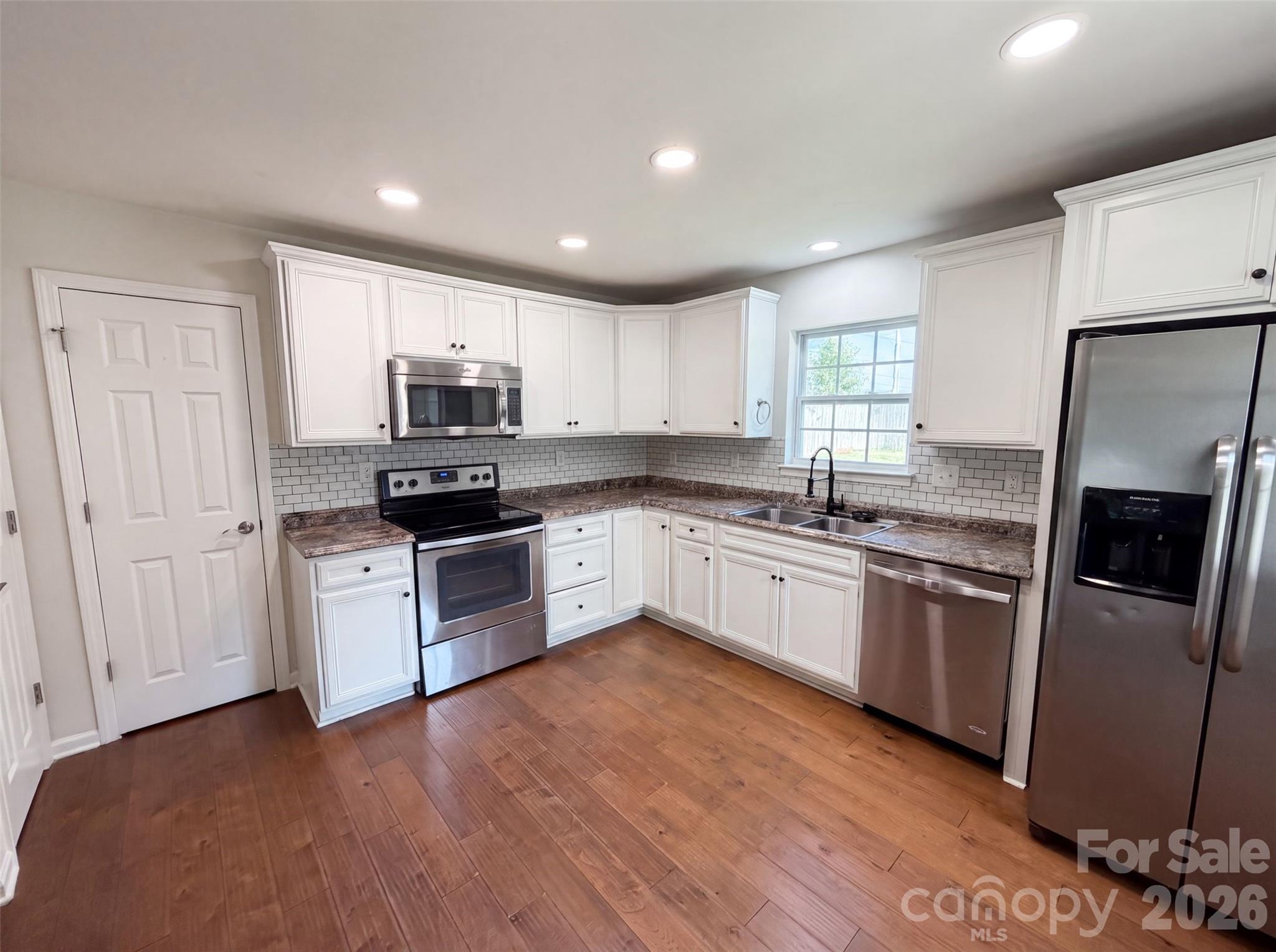 10933 Pointer Ridge Drive — Charlotte