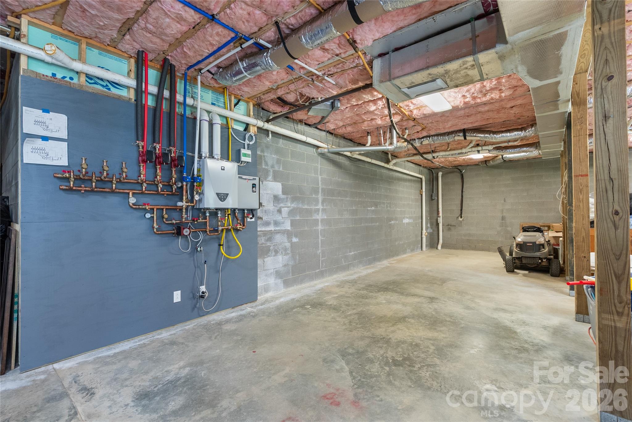 2230 Walnut Hollow Road — Brevard