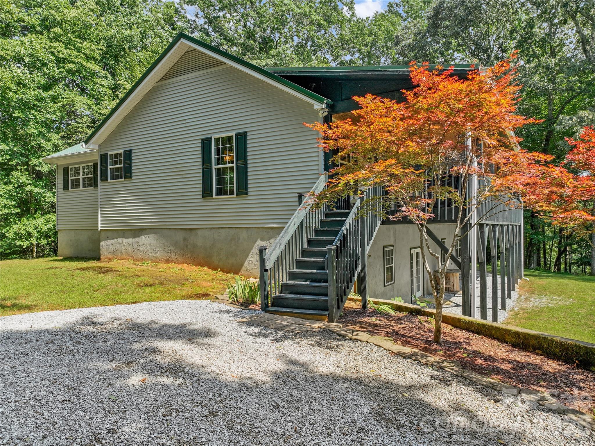 2230 Walnut Hollow Road — Brevard