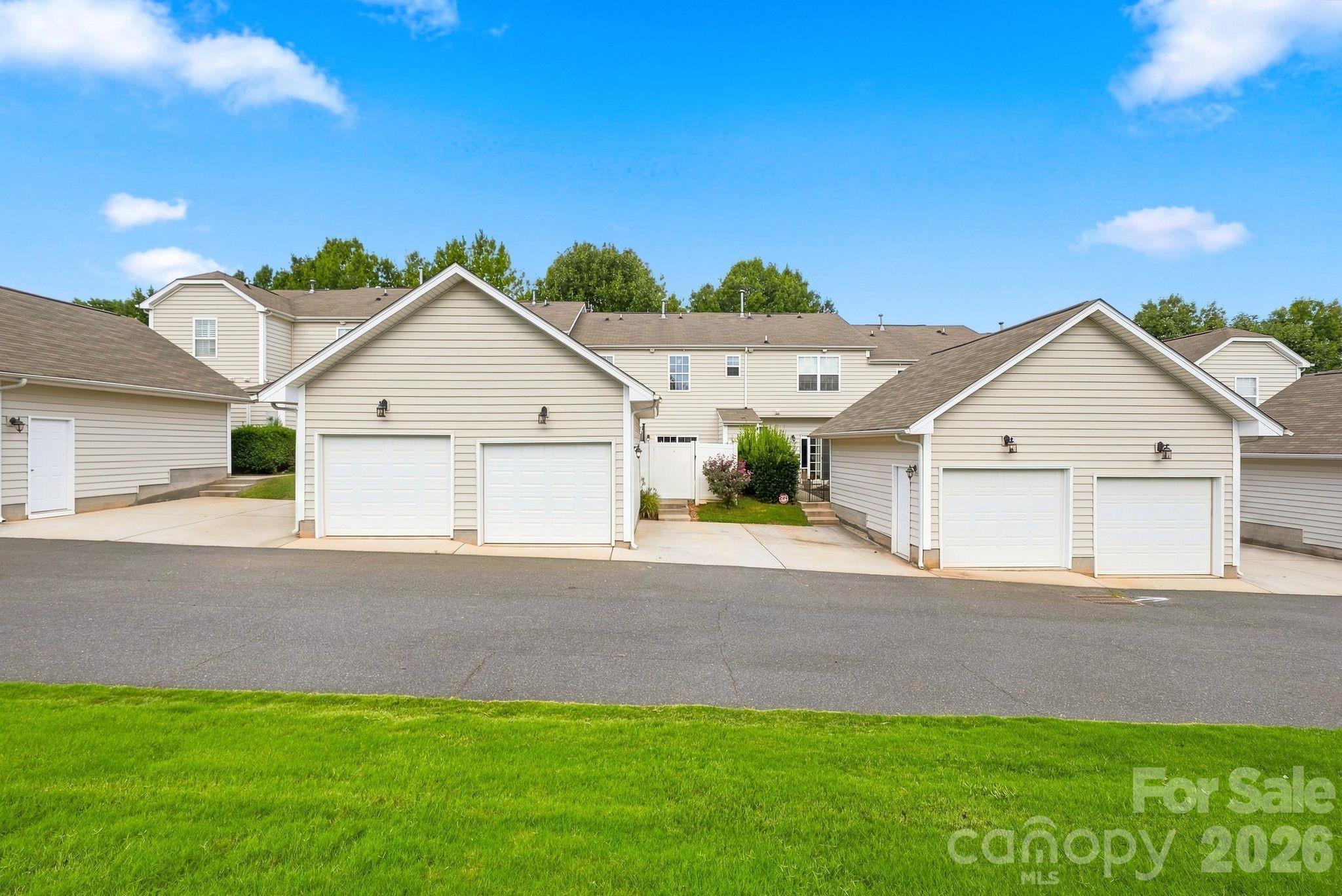 149 Leyton Loop #E — Mooresville