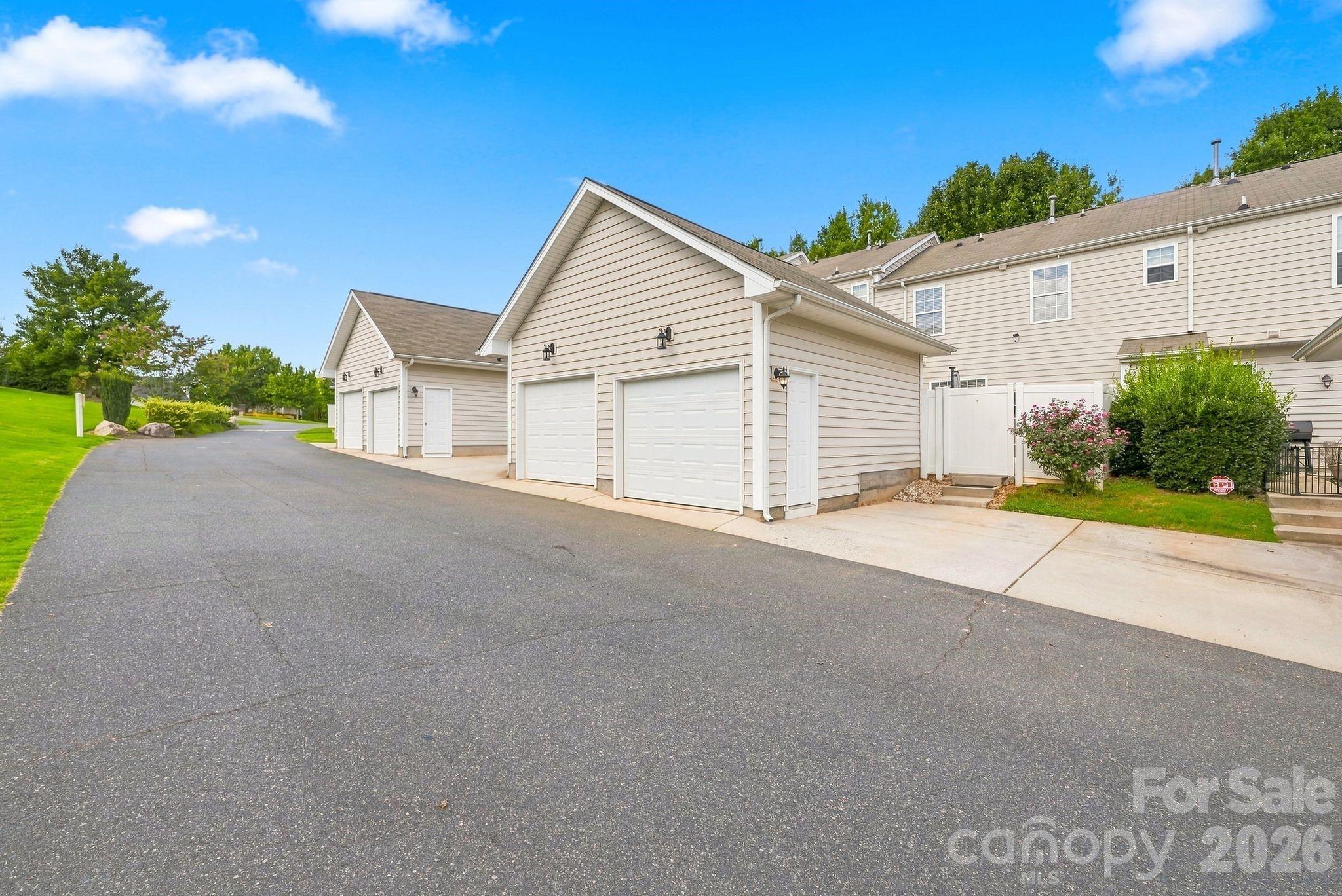149 Leyton Loop #E — Mooresville