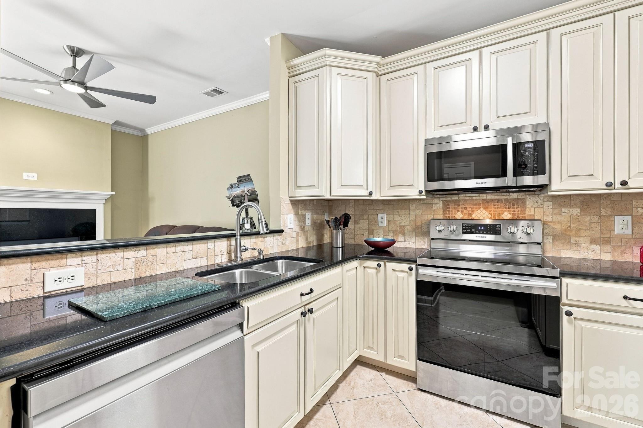8124 Village Harbor Drive — Cornelius