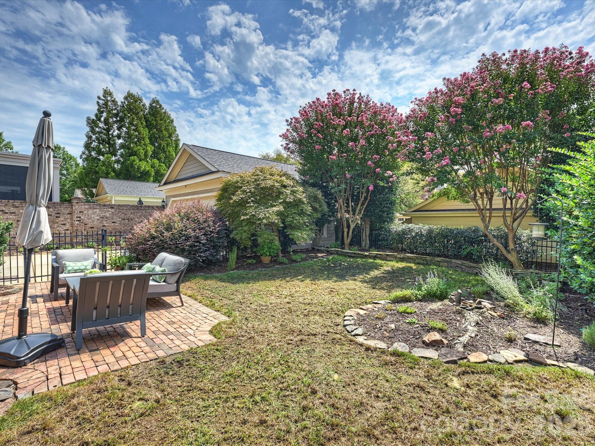 8843 Heydon Hall Circle — Charlotte